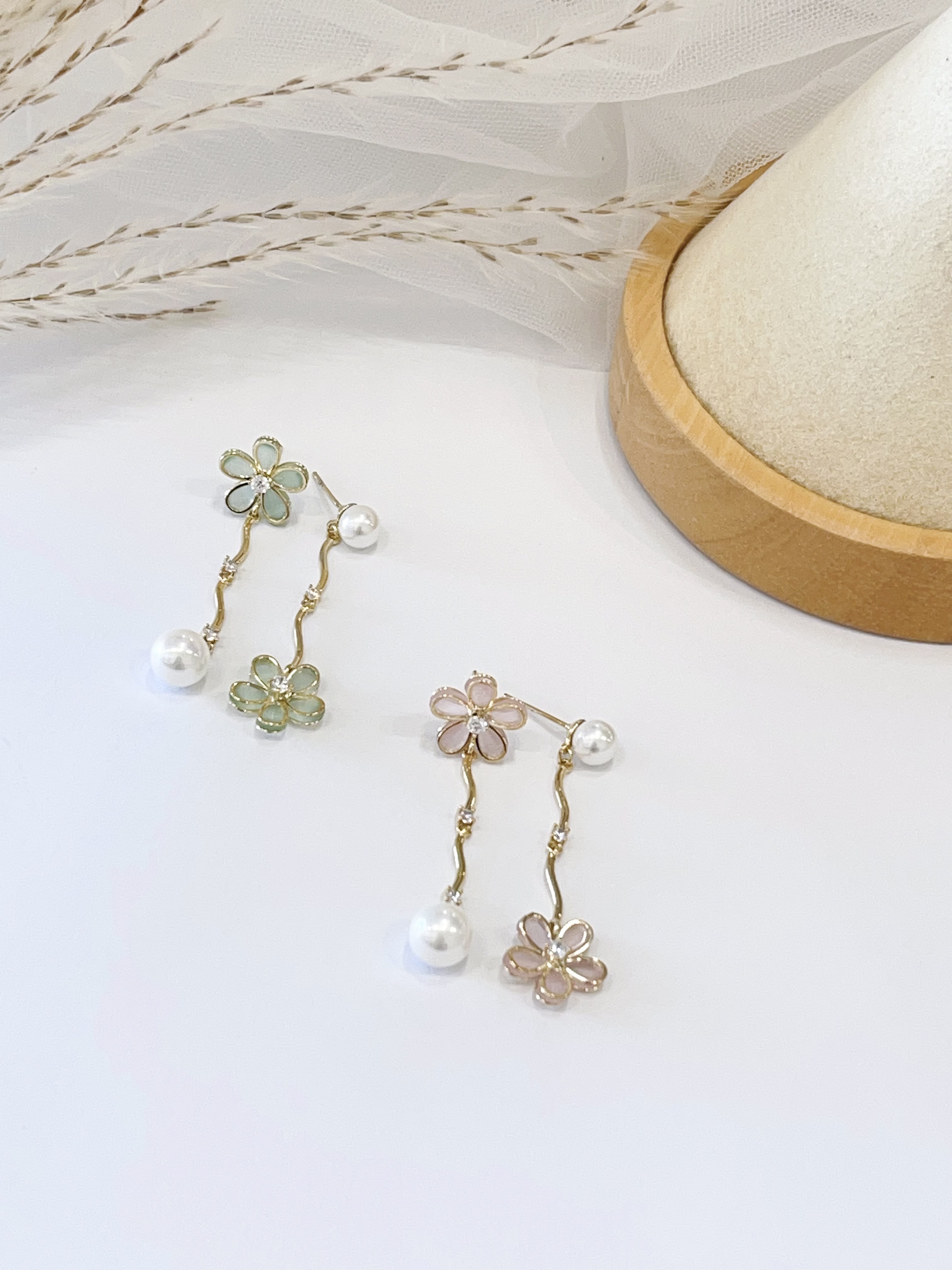 不规则小花珍珠吊坠耳环