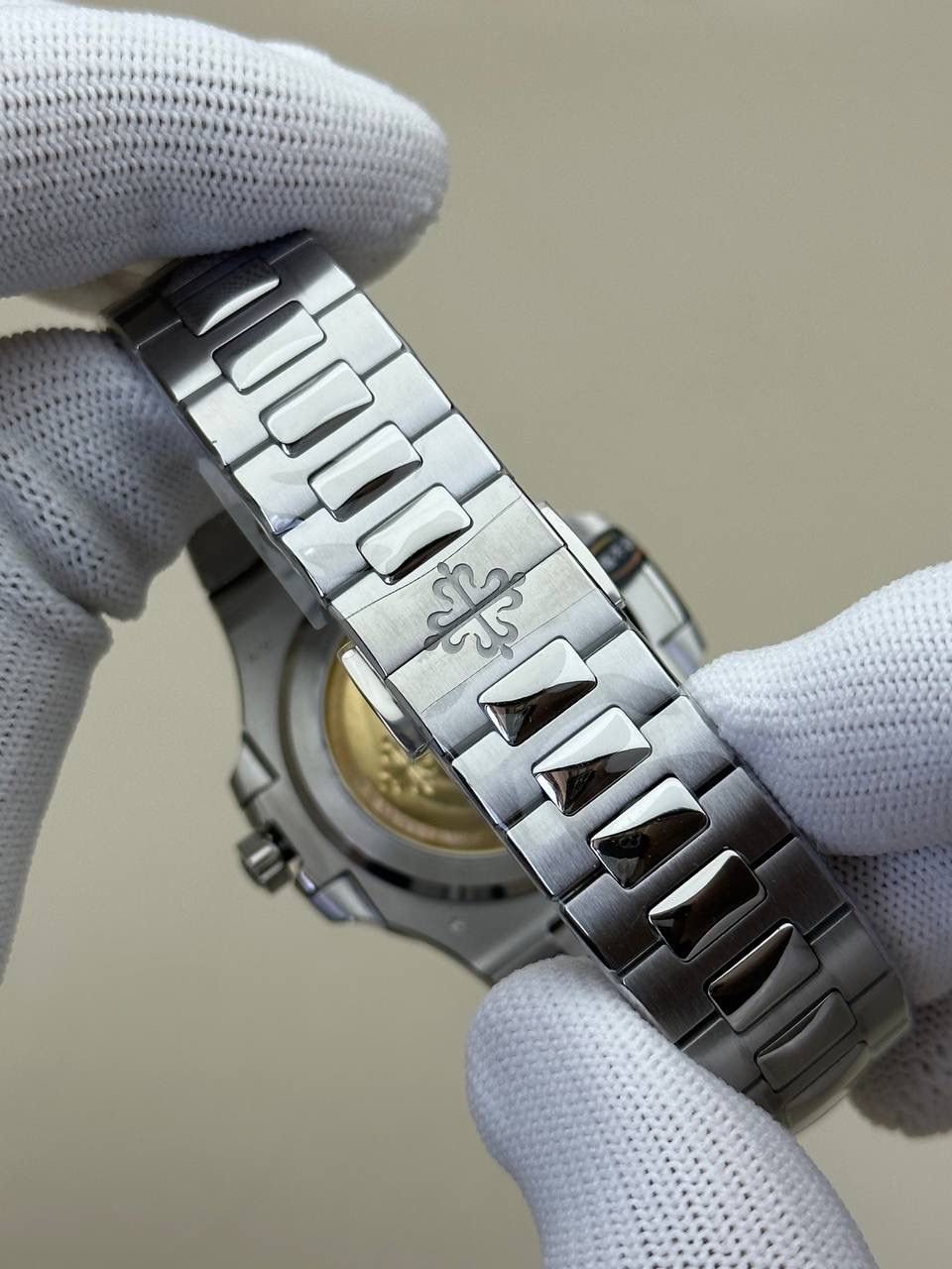 百达翡丽鹦鹉螺系列男士自动机械腕表