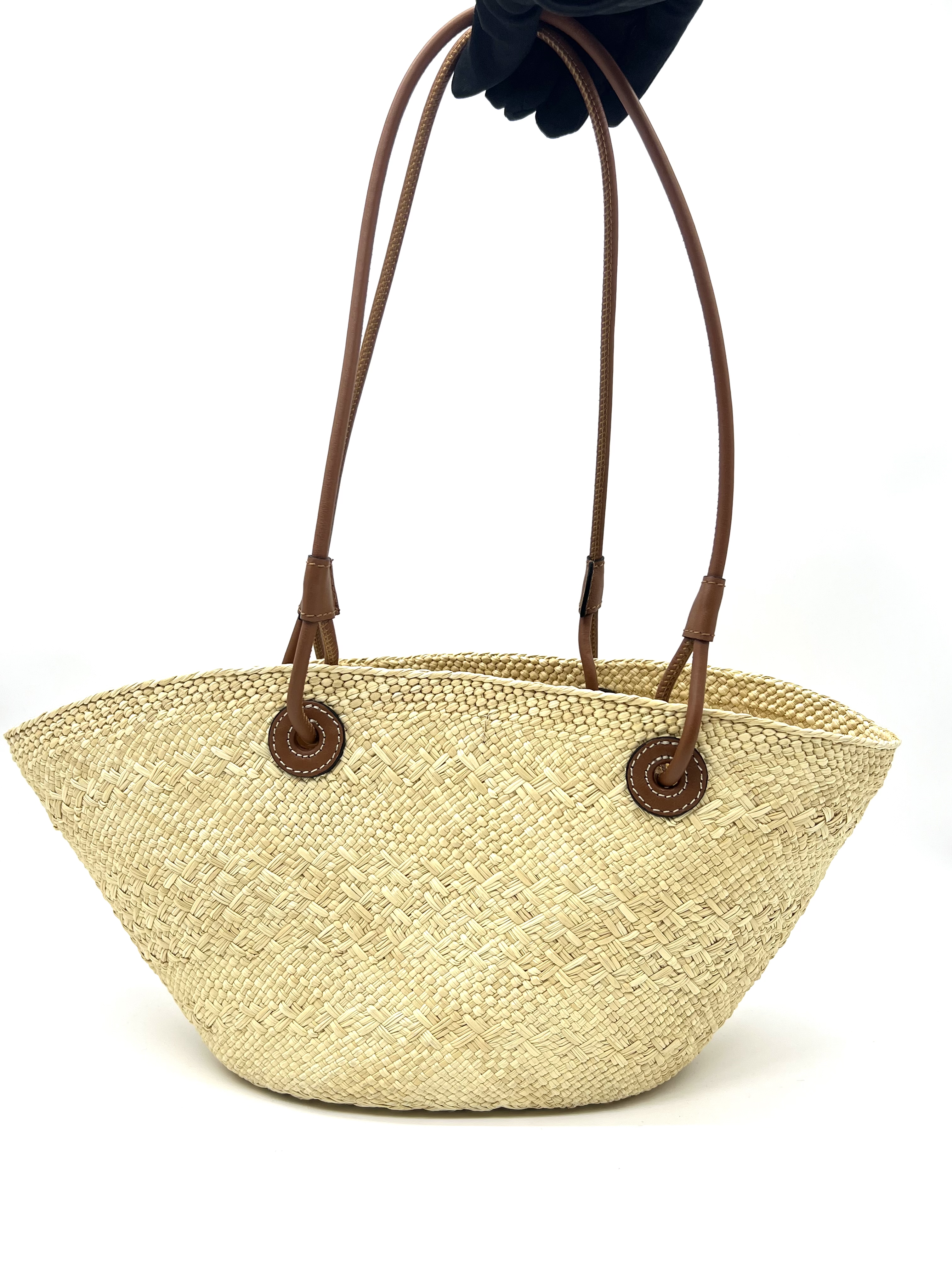 Pre-Owned LOEWE Anagram Basket Bag / Product Code: 26042213