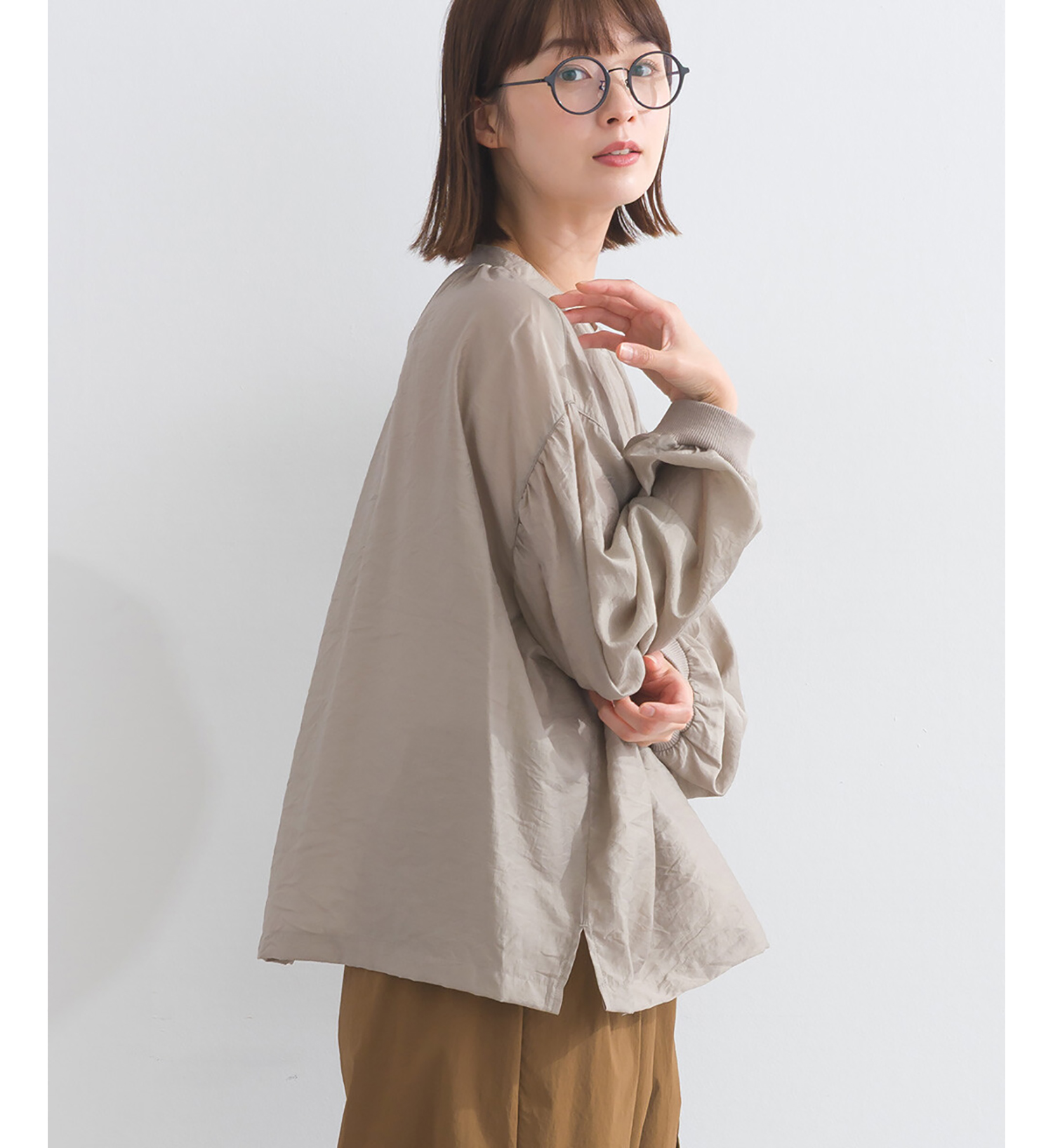 LP - 絲滑觸感蝙蝠袖襯衫 (杏色)