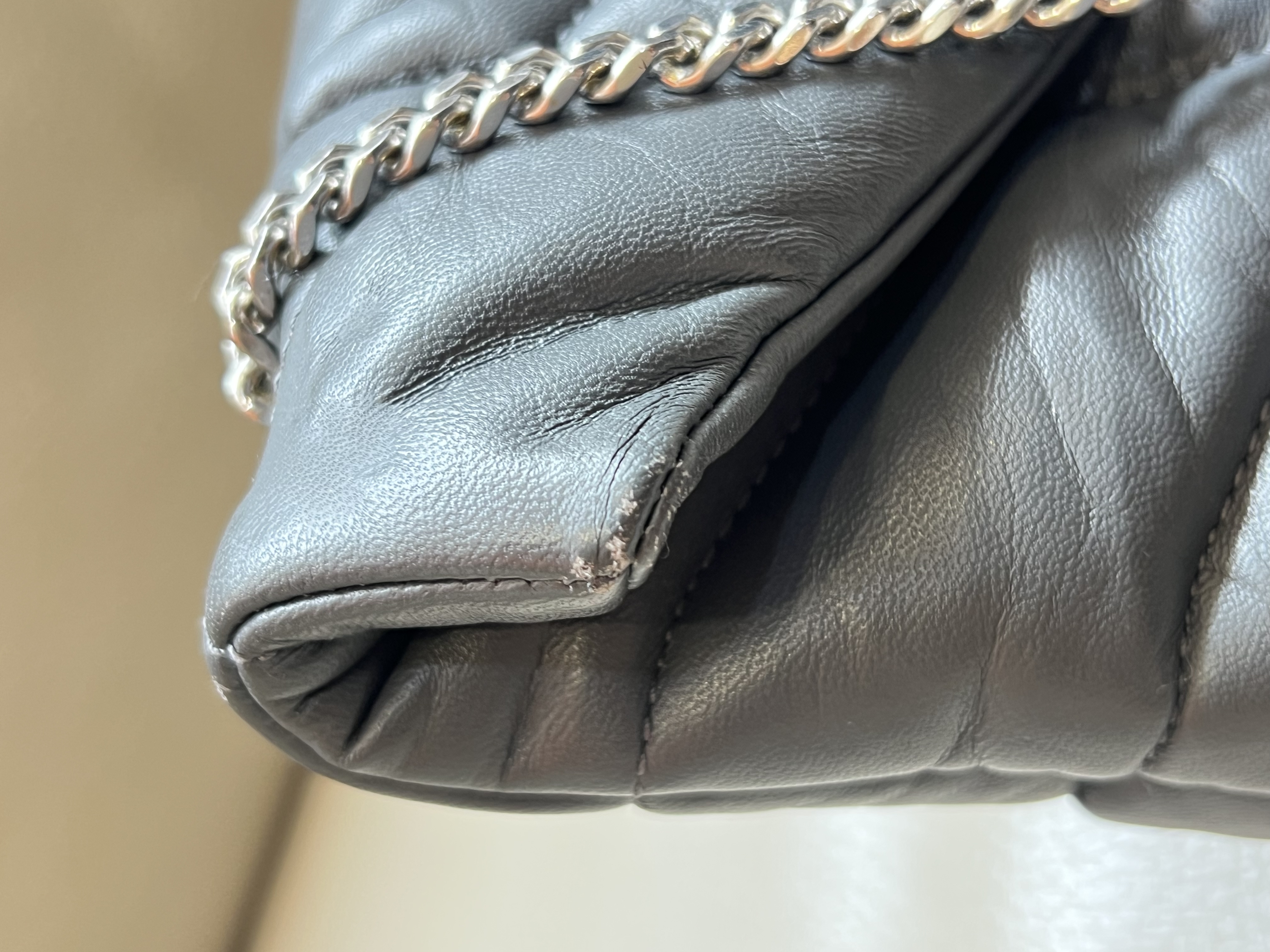 Pre-Owned YSL Loulou Puffer / Product Code: 36041631