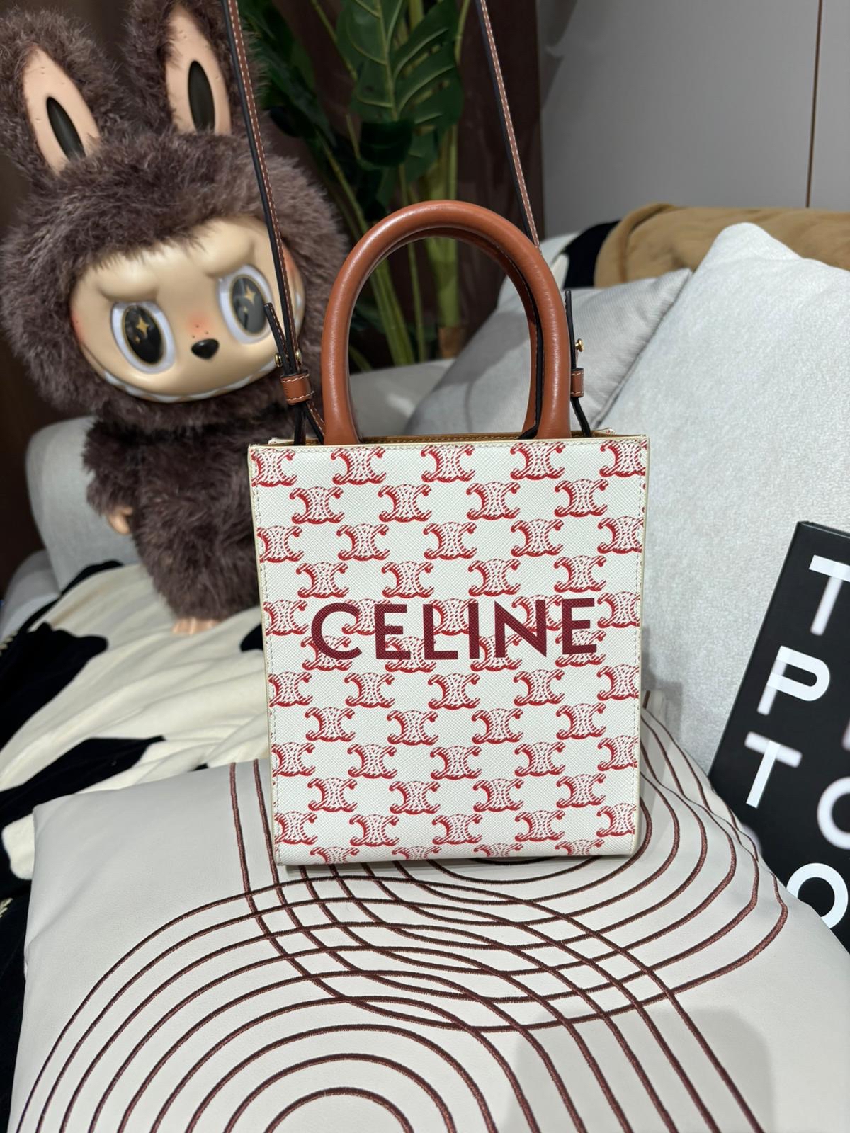 Celine Mini Vertical Cabas Red & Write 100%Authentic, 95%New ✅Dust bag