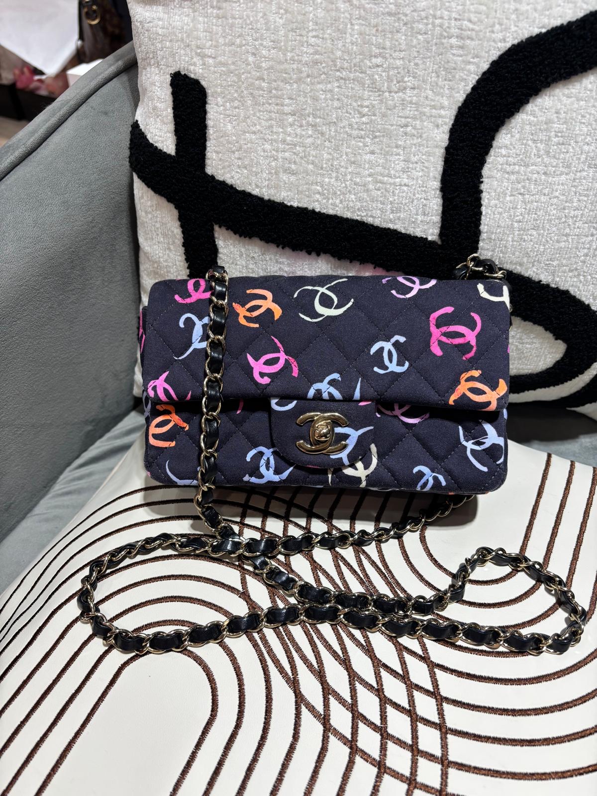 Chanel mini flap bag cf20cm 特別版 100%Authentic ,95%new ✅晶片✅dust bag✅盒 