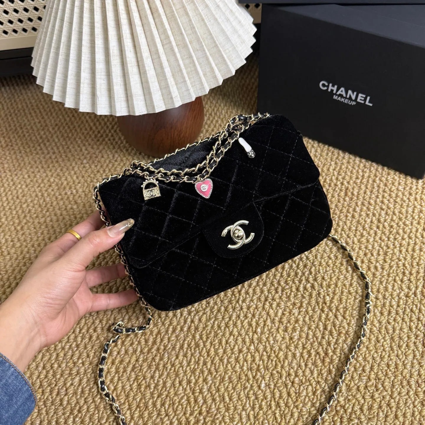 預訂 CHA*NEL 海外VIP限定禮贈 琺瑯心心小手袋