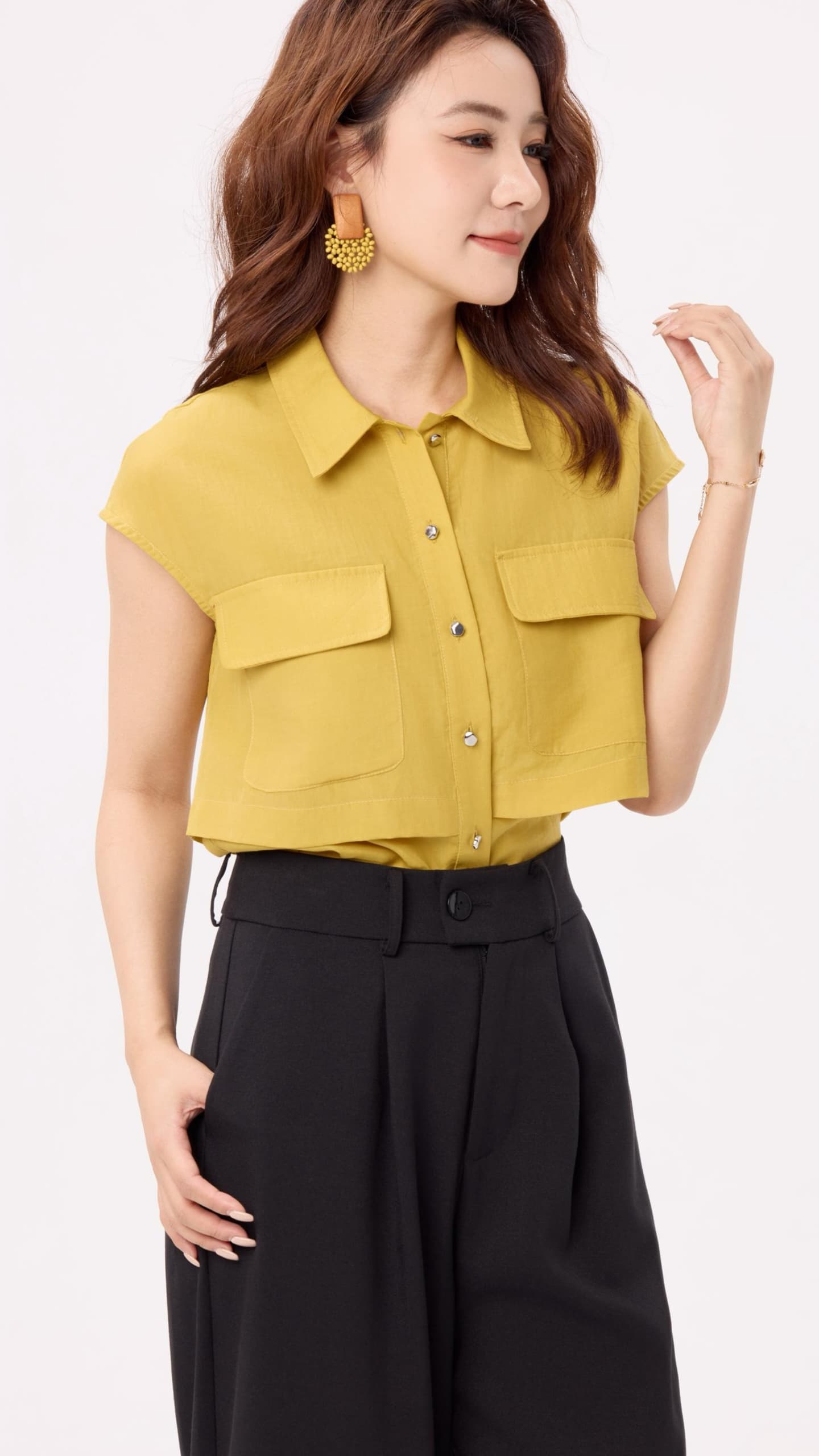 10141342 Verdant Glow Utility Blouse