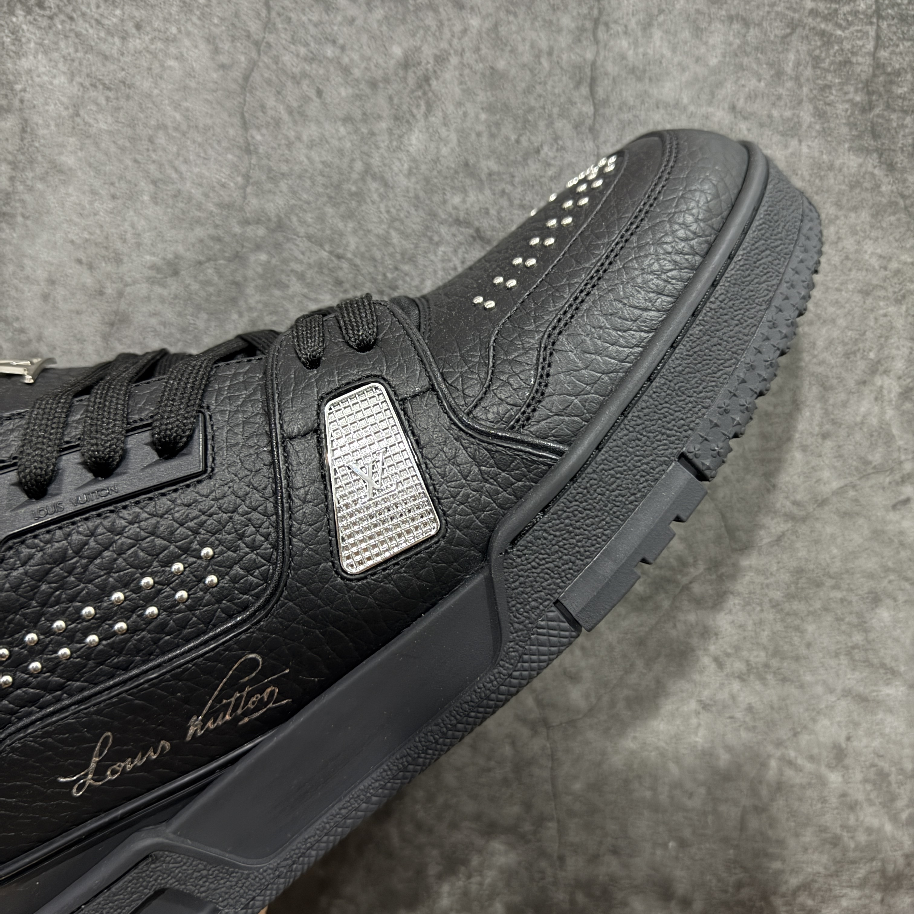 Louis Vuitton LV Trainer