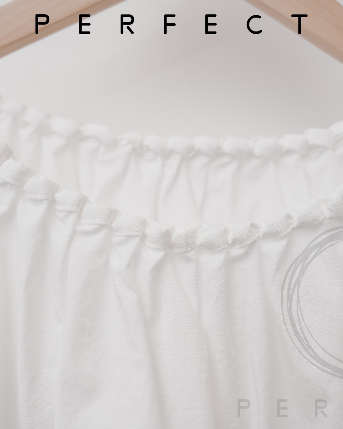 T0001_麻花領優雅上衣(純潔白）