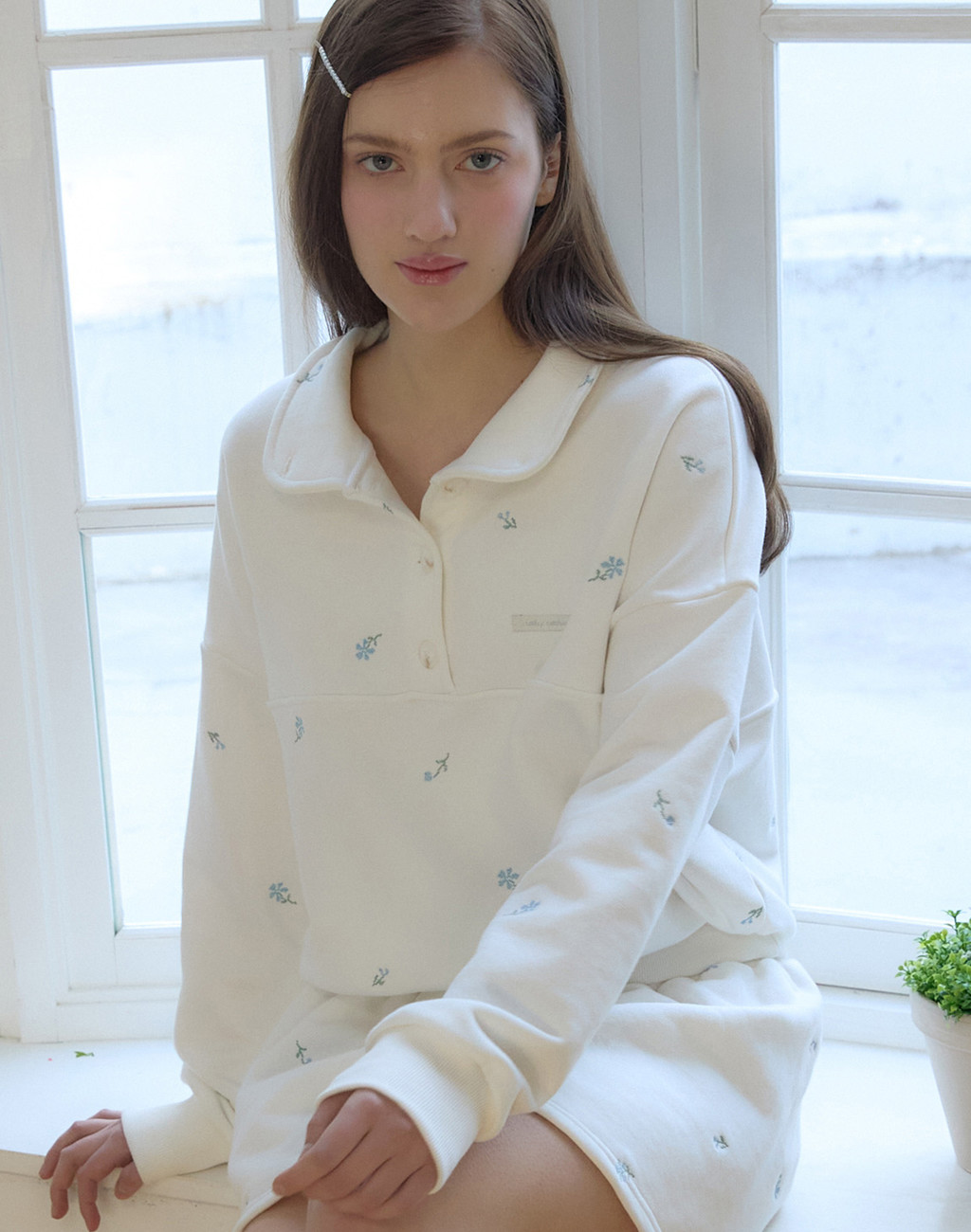 (預購 2月中發貨) Ourhope 刺繡鈕扣衛衣