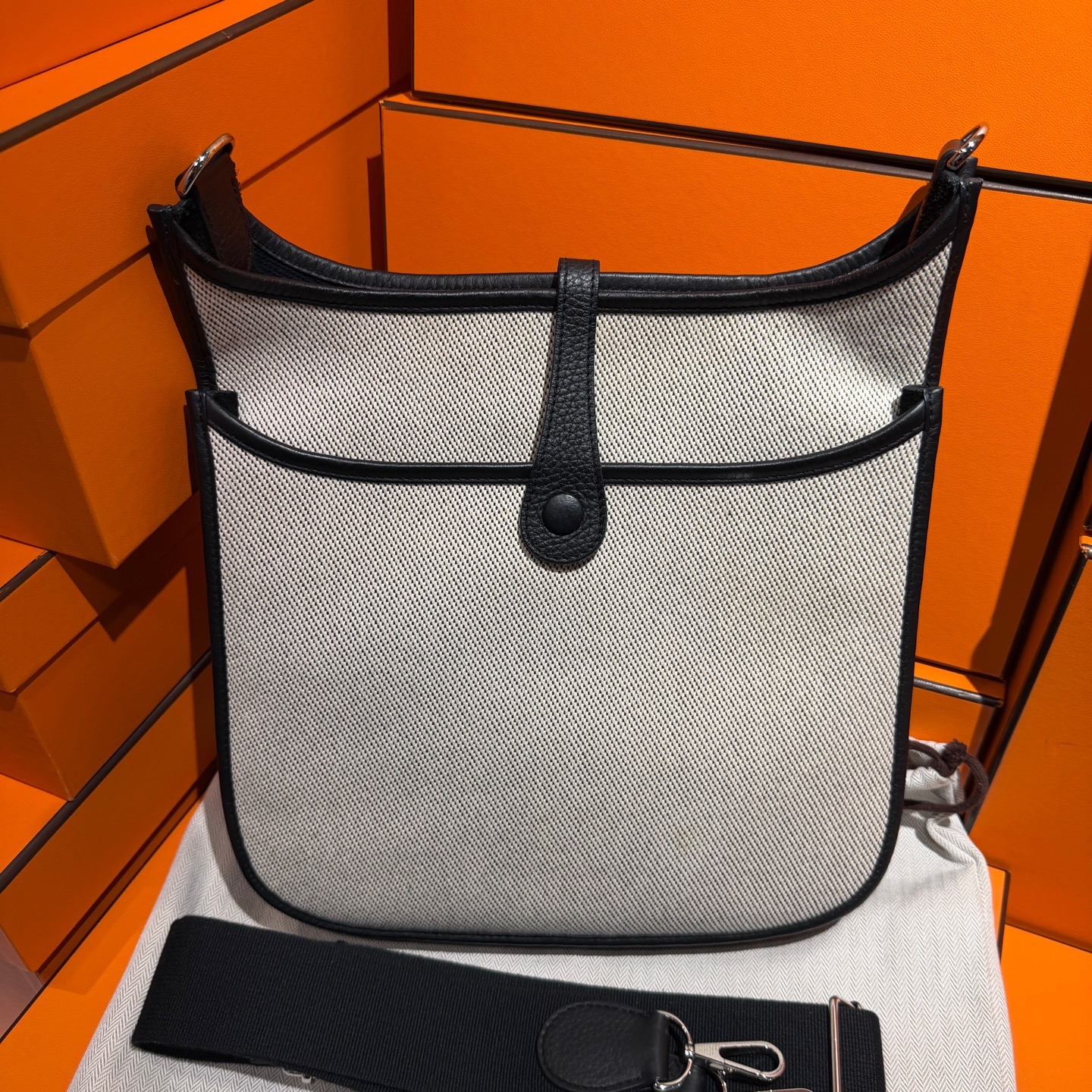 Pre-Owned HERMES E29 / Stamp 框R / Product Code : 26040802