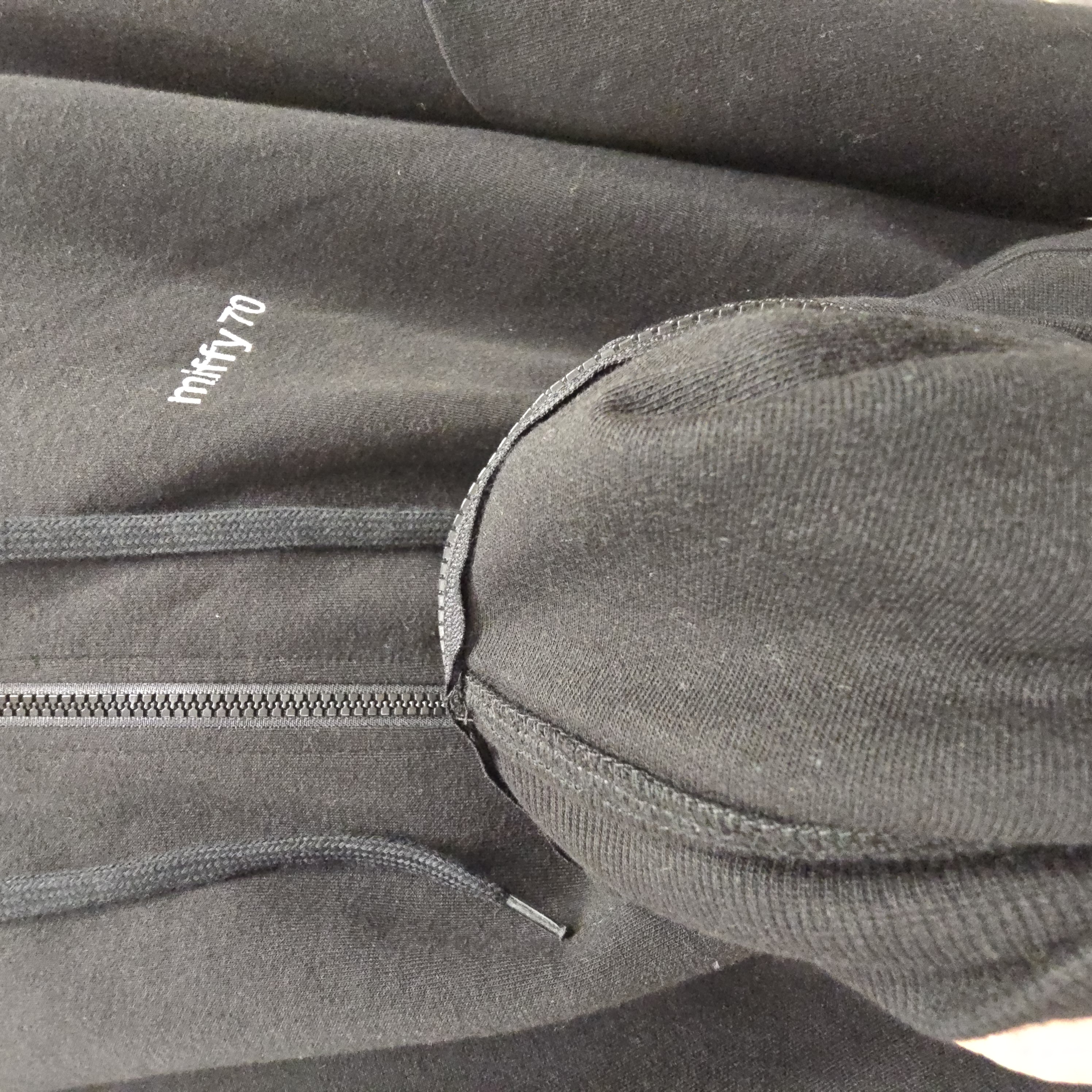 miffy 70th 拉鏈開胸 衛衣 毛毛刺繡 