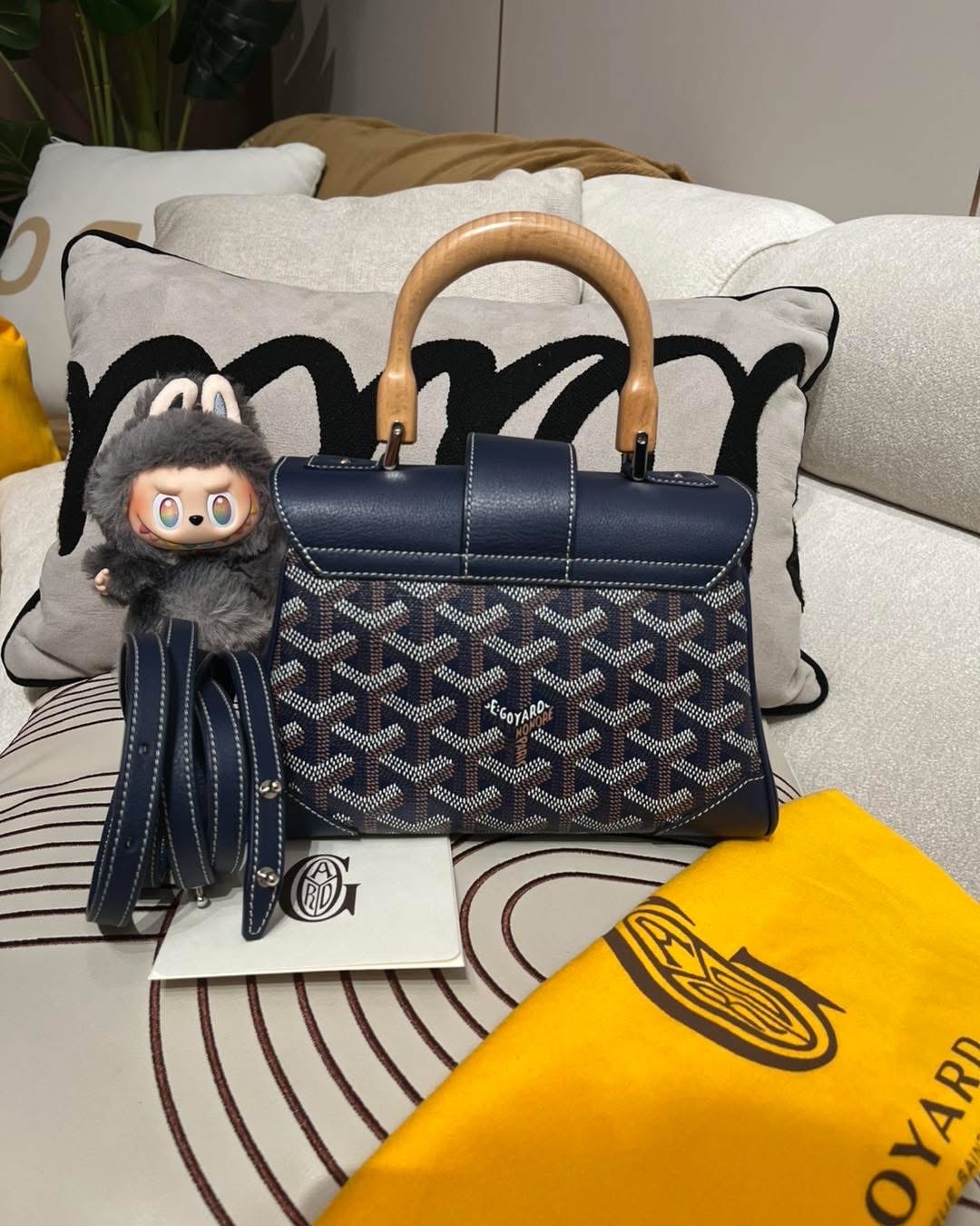 Goyard Saigon mini BLEU MARINE 100%Authentic ,98%new ✅strap✅dust bag
