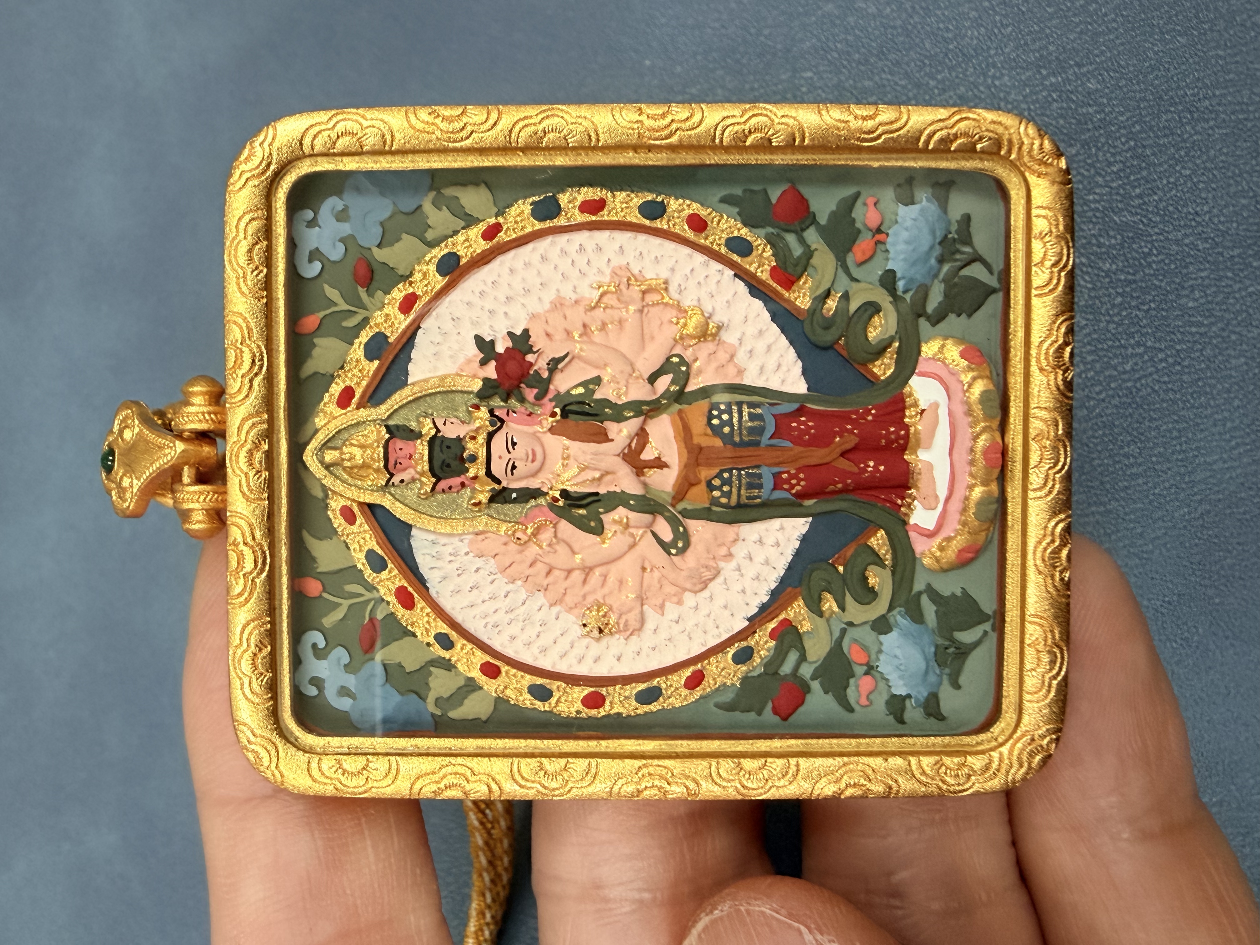 義賣品不包郵8/4寄出：（千手千眼觀音擦擦+時輪金剛）吊咀（閉關加持，念誦多篇藏傳大悲咒）加持力大