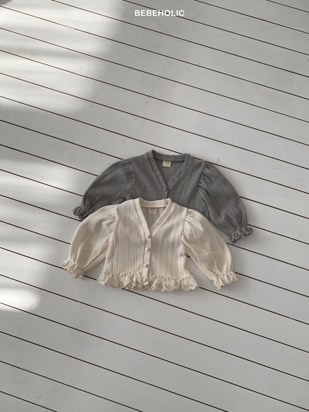 🌸預訂 韓國直送🌸🇰🇷BEBEHOLIC兩色蕾絲花邊束袖開襟外套