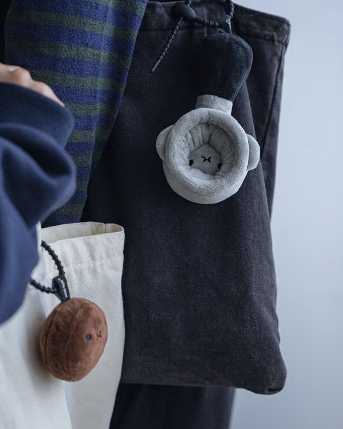 軟糯濃縮咖啡手柄與粉餅公仔掛件組