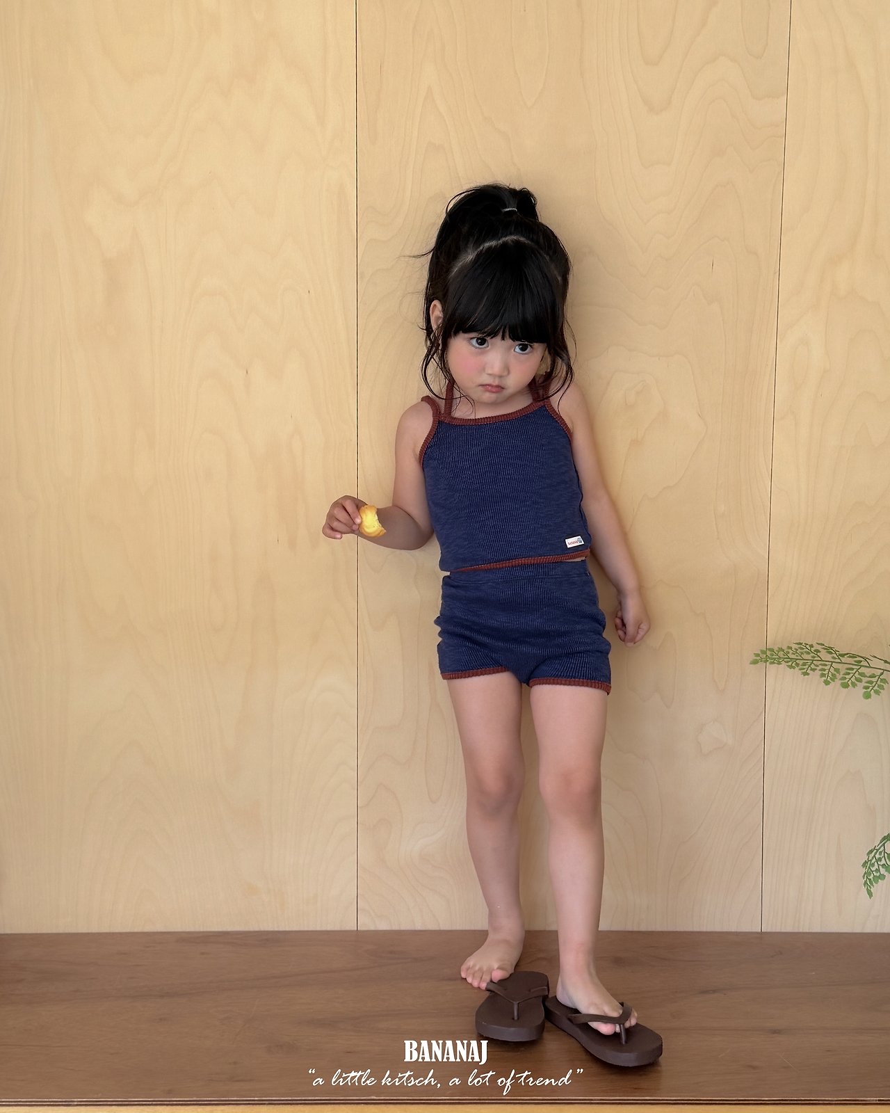 Bananaj | Sleeveless (Navy/Red L110-115)