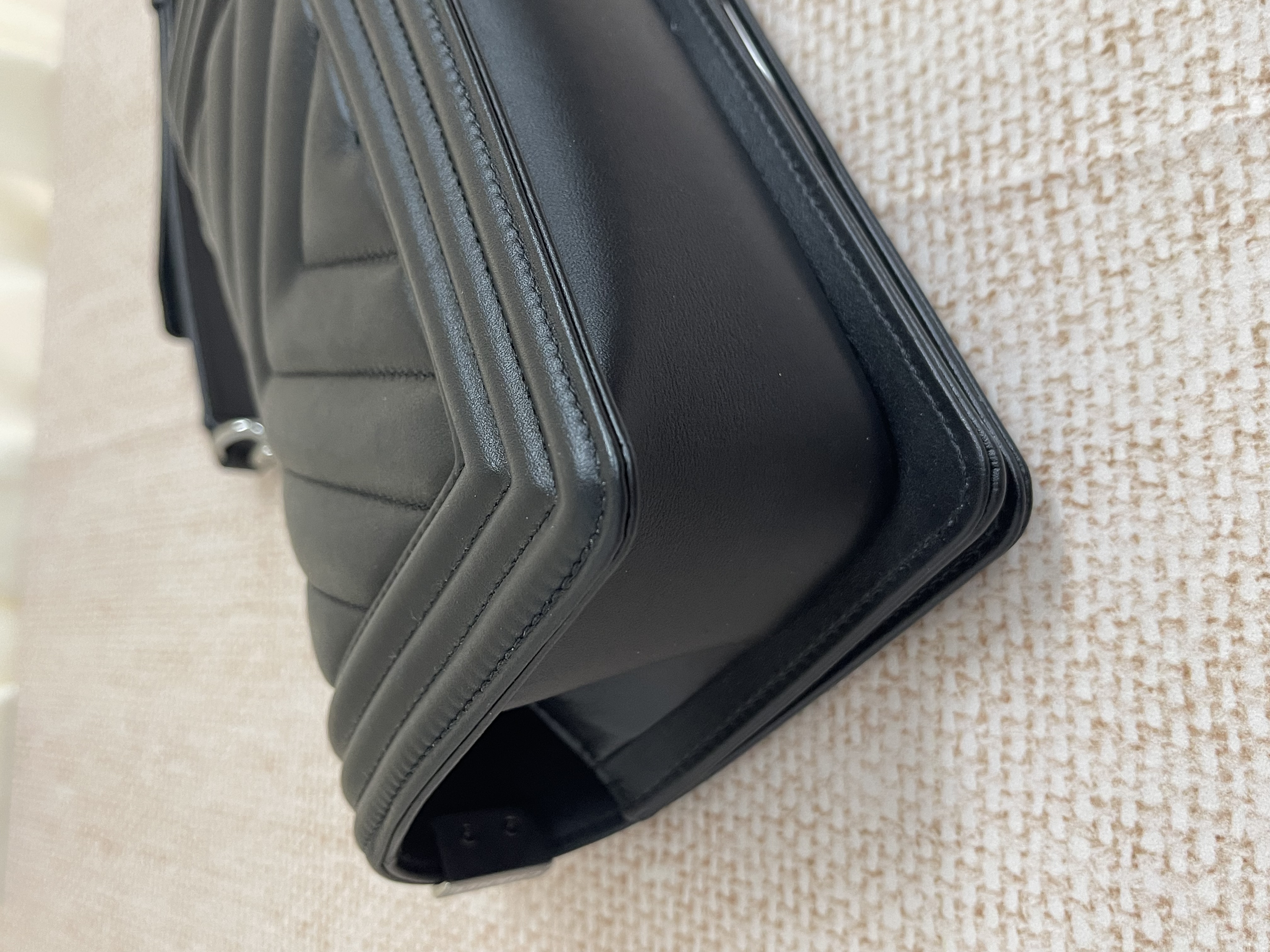 Pre-owned Chanel boy / Product Code: 26040707