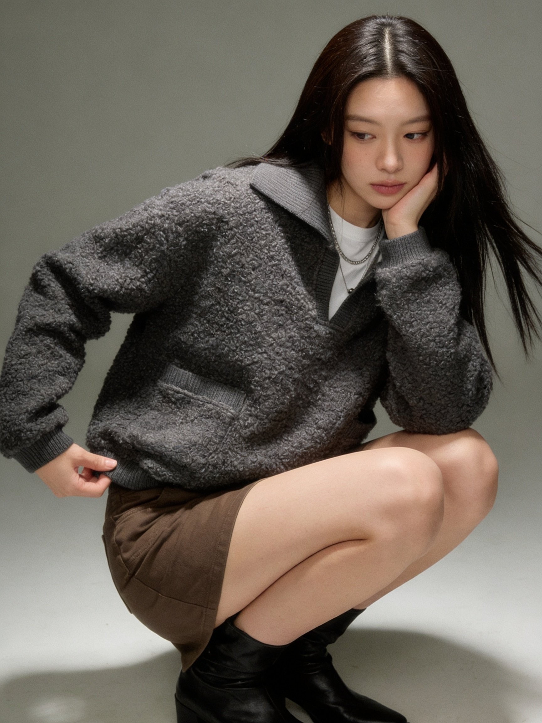 灰色/米白毛絨短版立領開衫