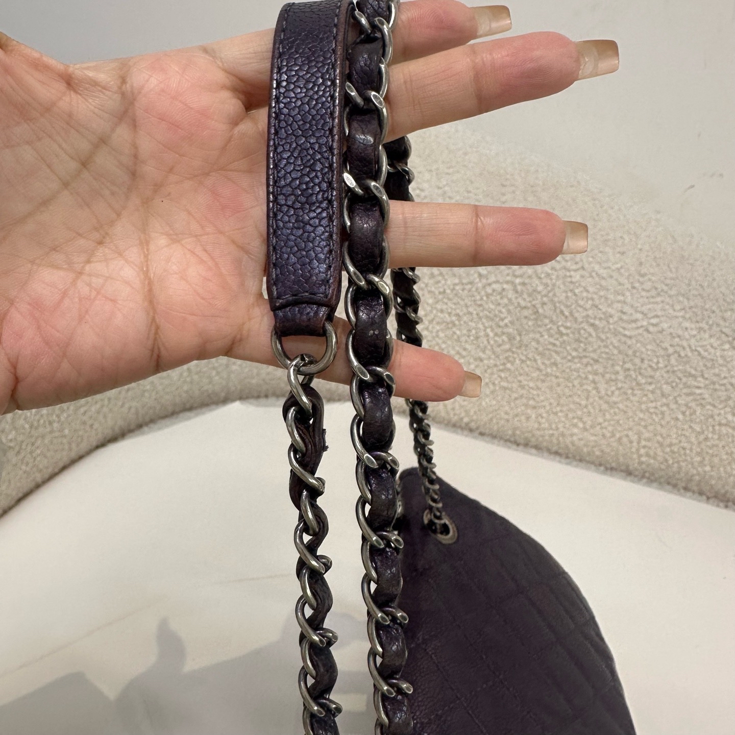 【預訂貨品】鐳射16開 Chanel 紫色cf jumb機場包