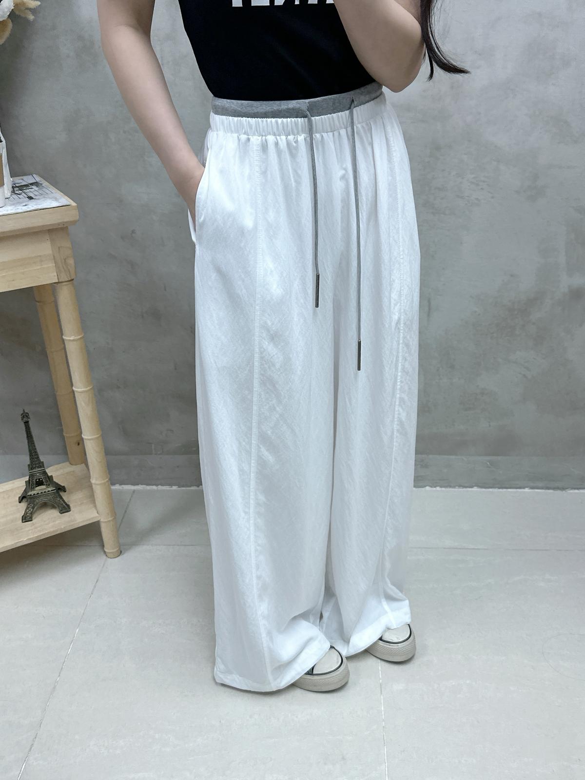 K05 單邊露膊英文字top