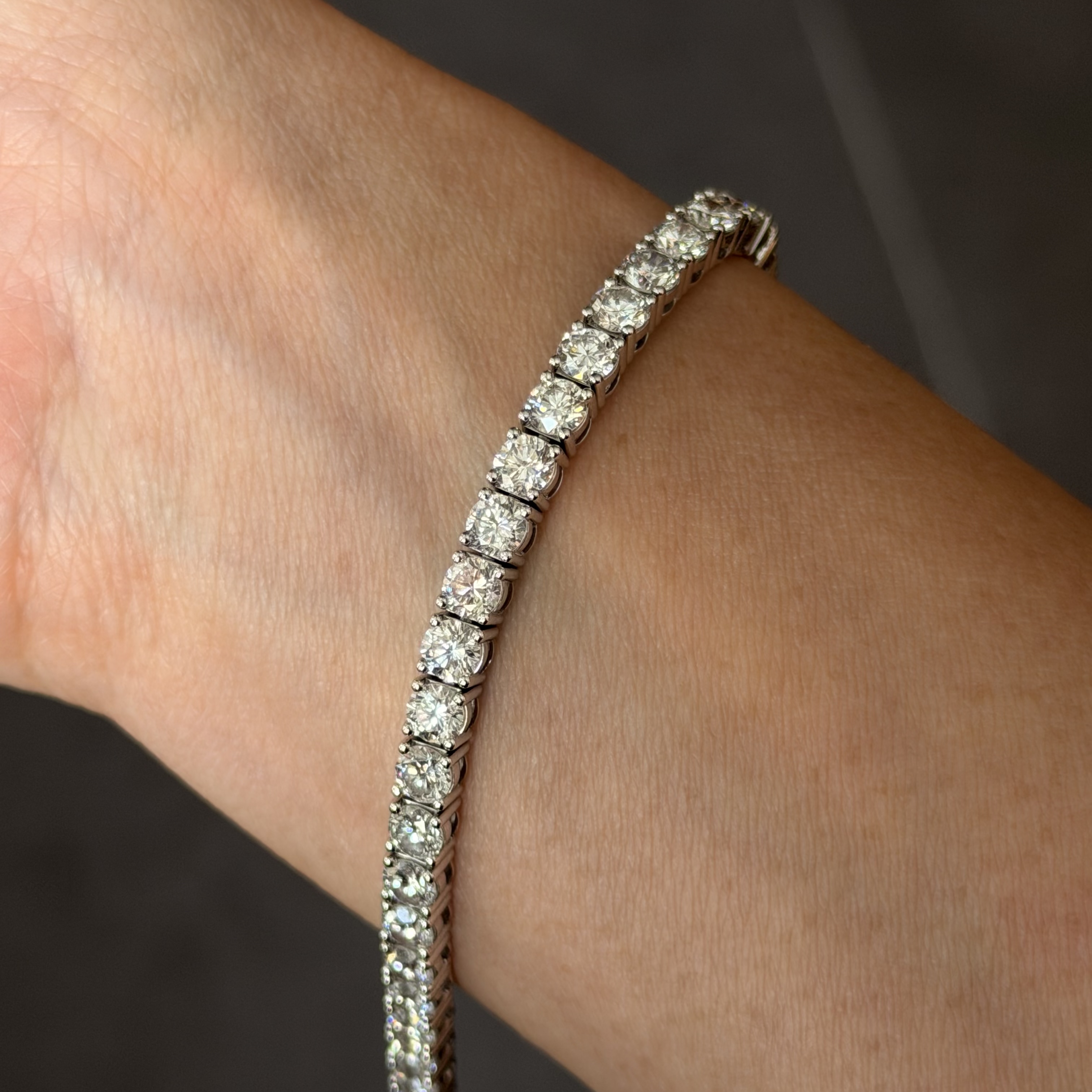 18K白金鑲培育鑽手鏈