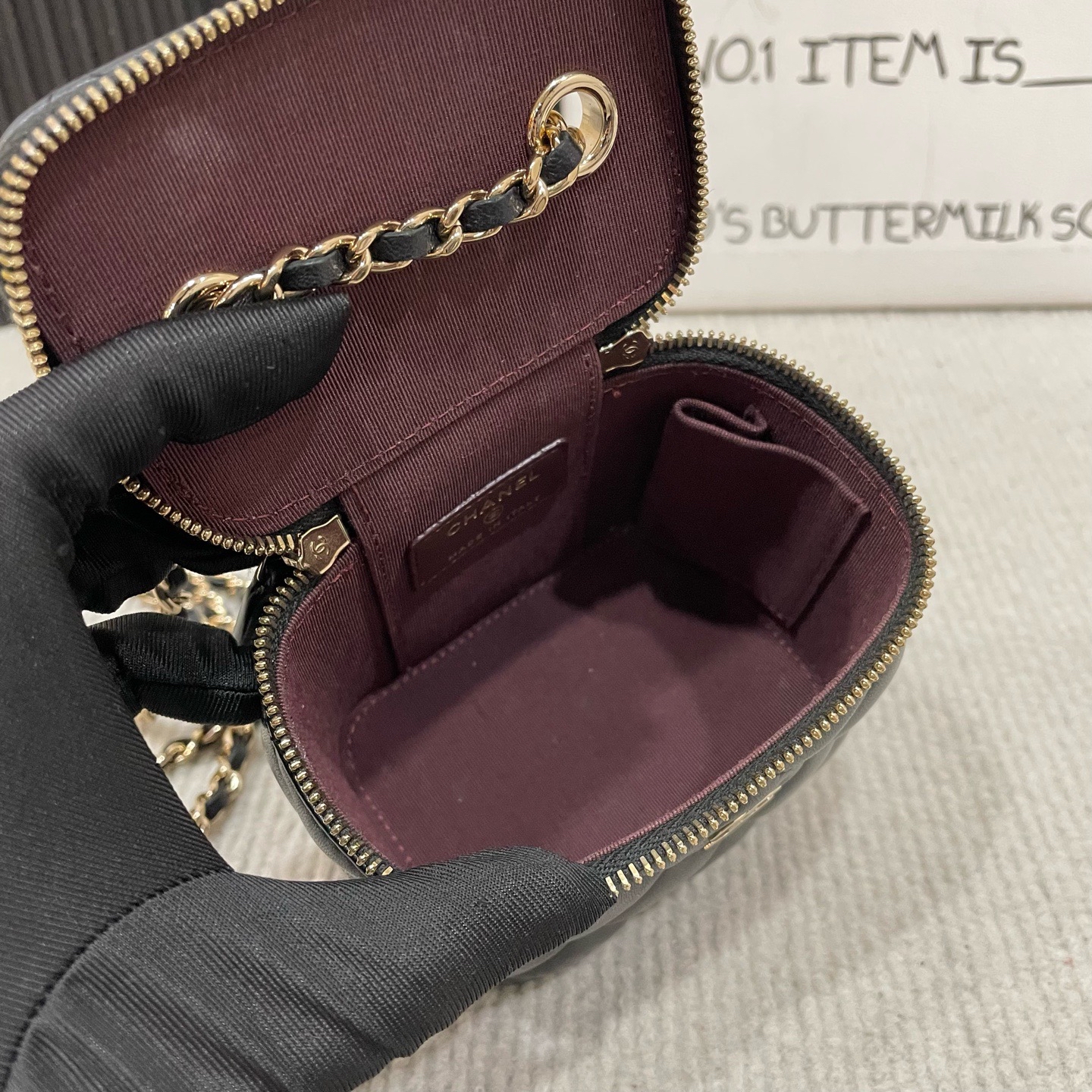 【預訂貨品】CHANEL黑金mini羊皮盒子包