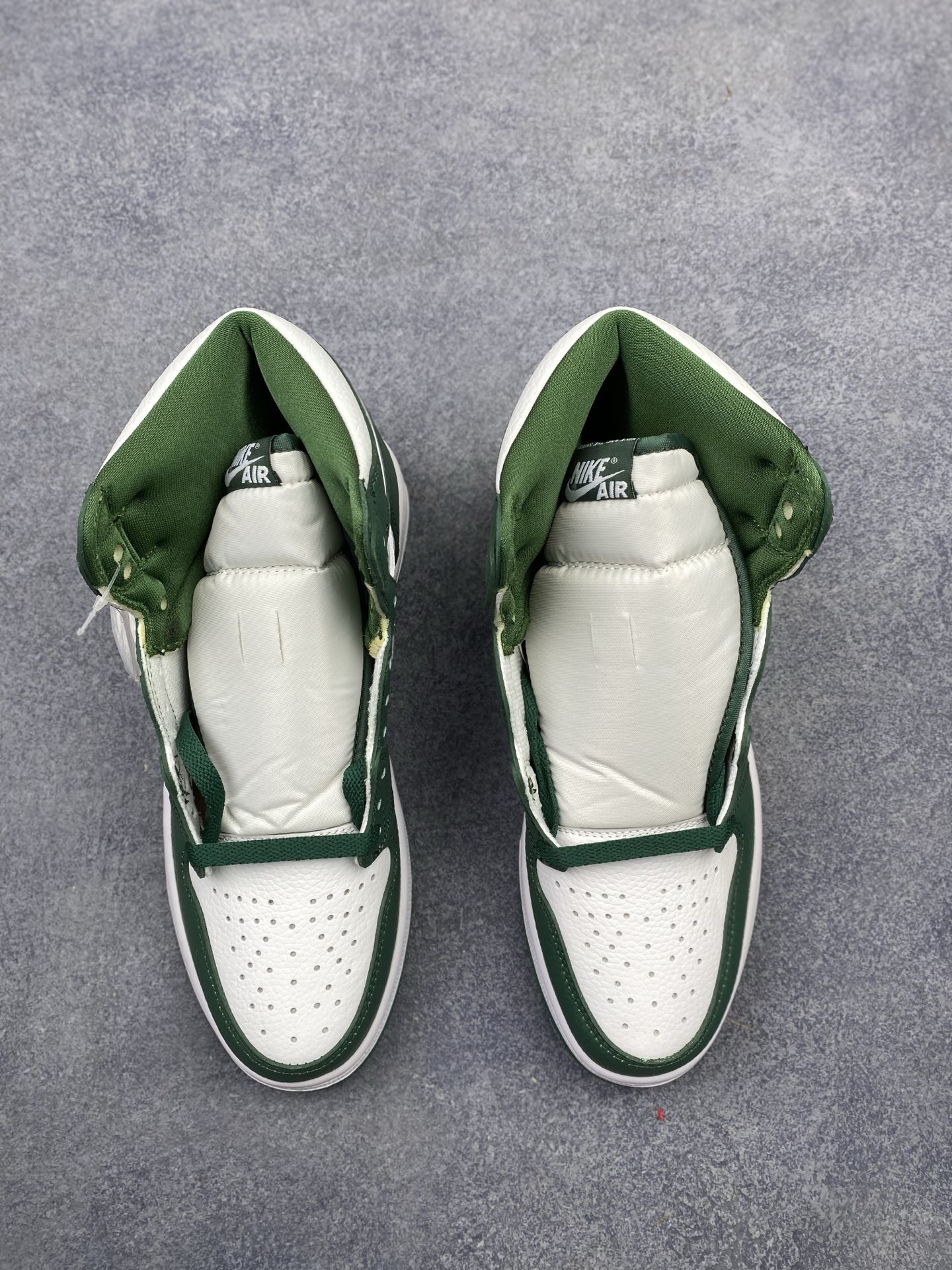 Nike Air Jordan 1 Retro High OG