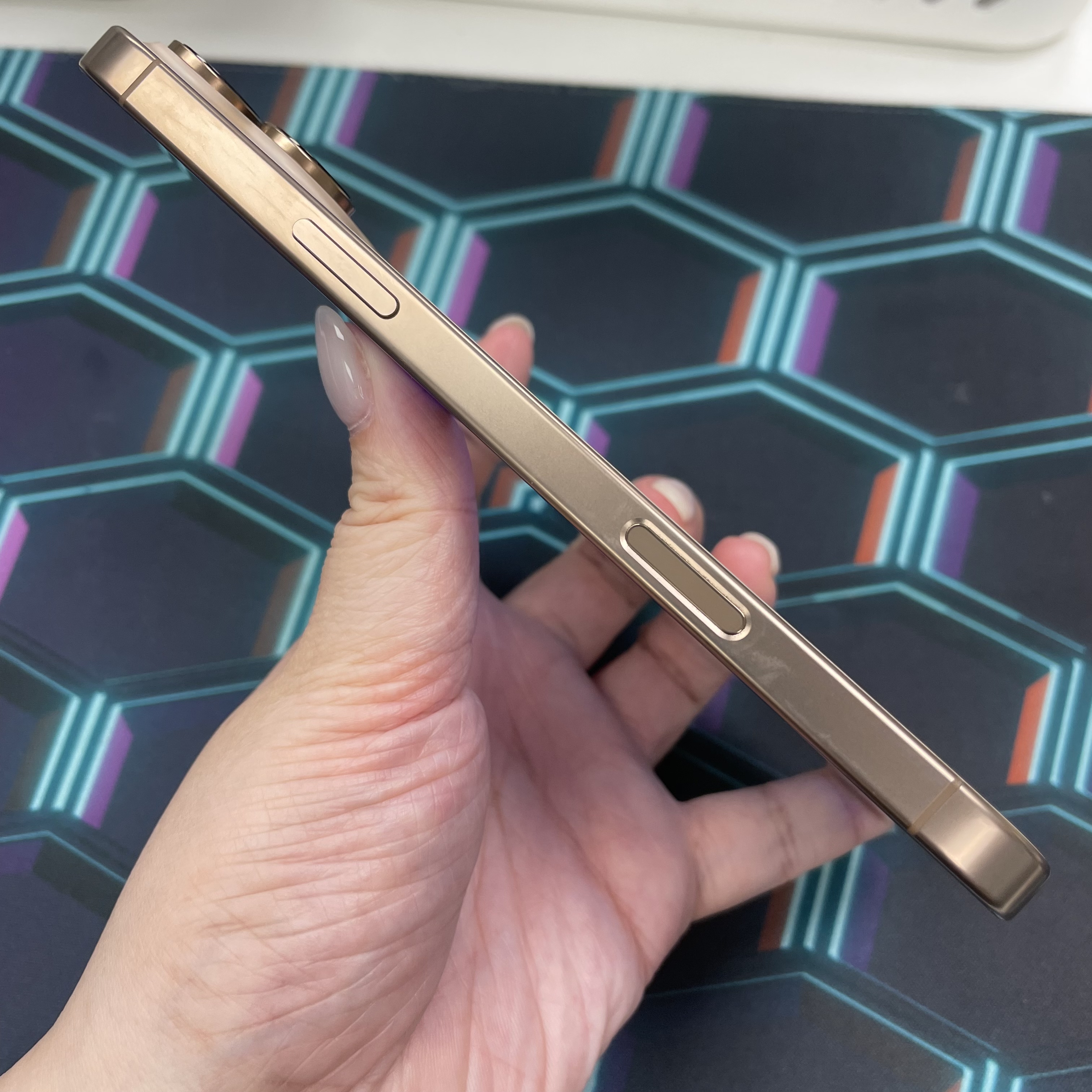 *6532 16 Pro max 完美機 512GB 電90 沙色 gold
