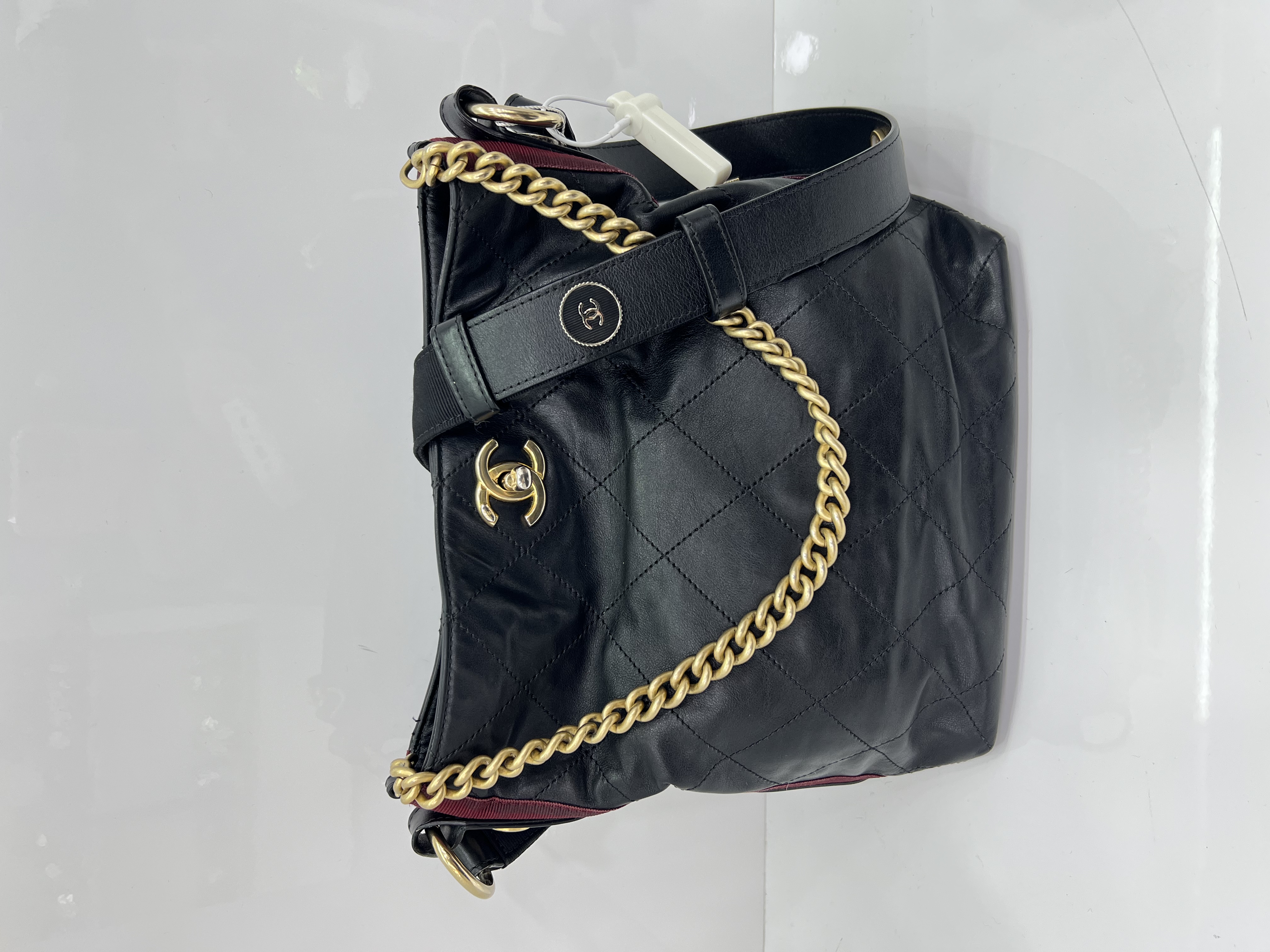 直播貨品 |  [1個-$100 2個-$300］EE87