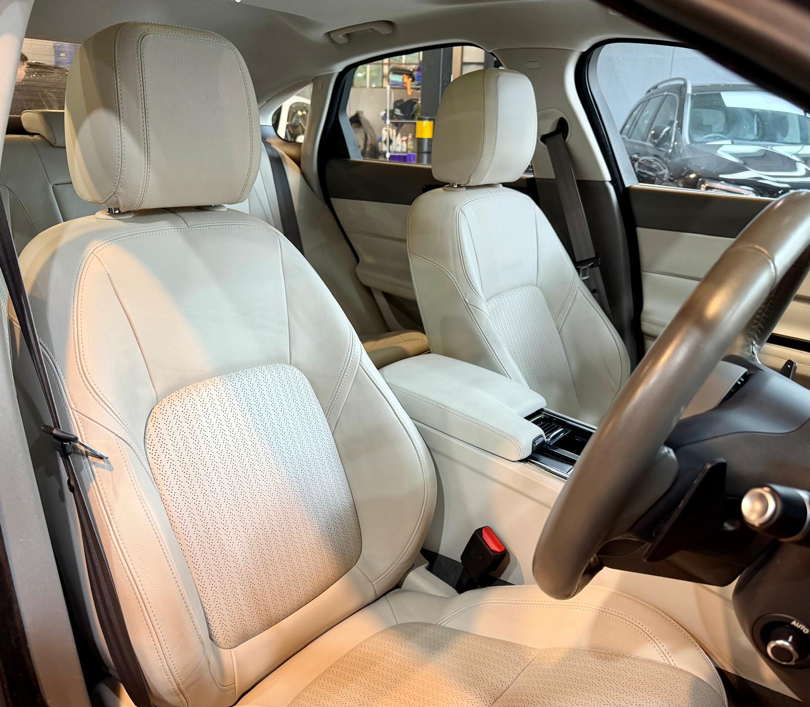 Jaguar XF 25T Prestige 2016