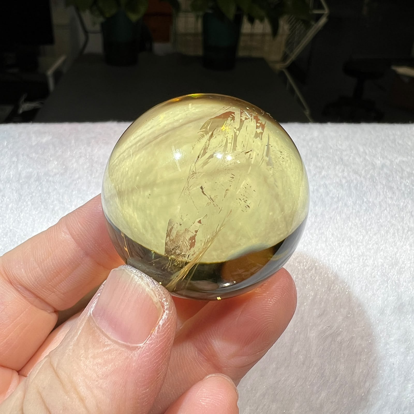 黃水晶球 3.7cm+/- (不連座)#CA0068