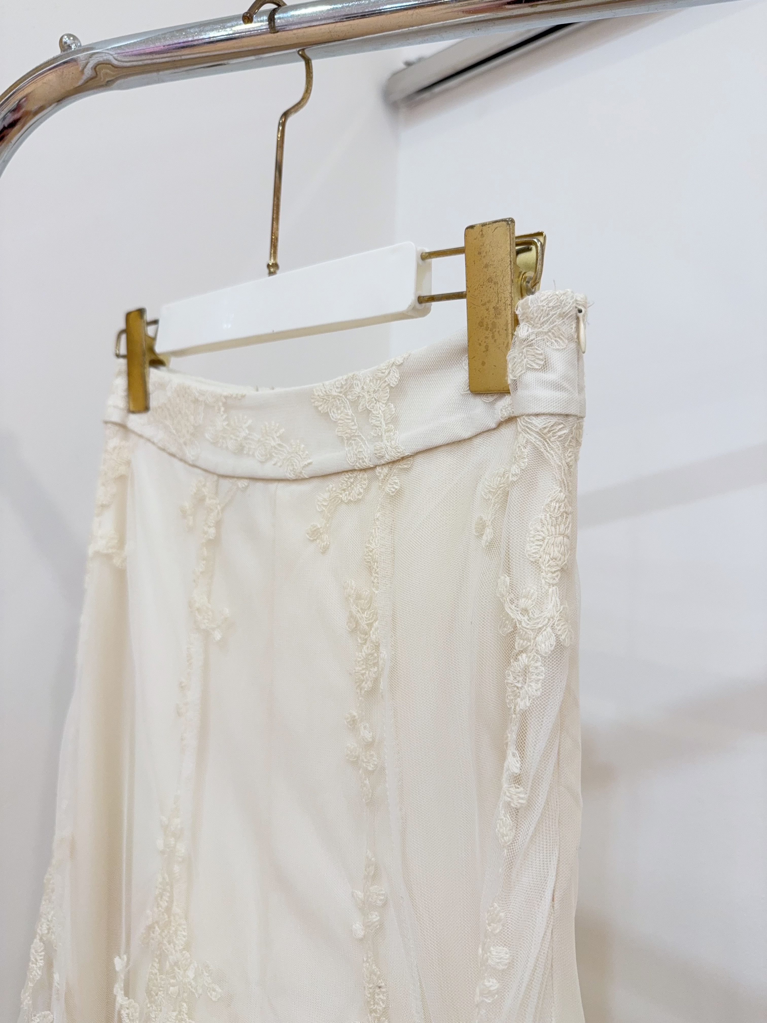 精致重工网纱蕾丝刺绣半身长裙 R2803