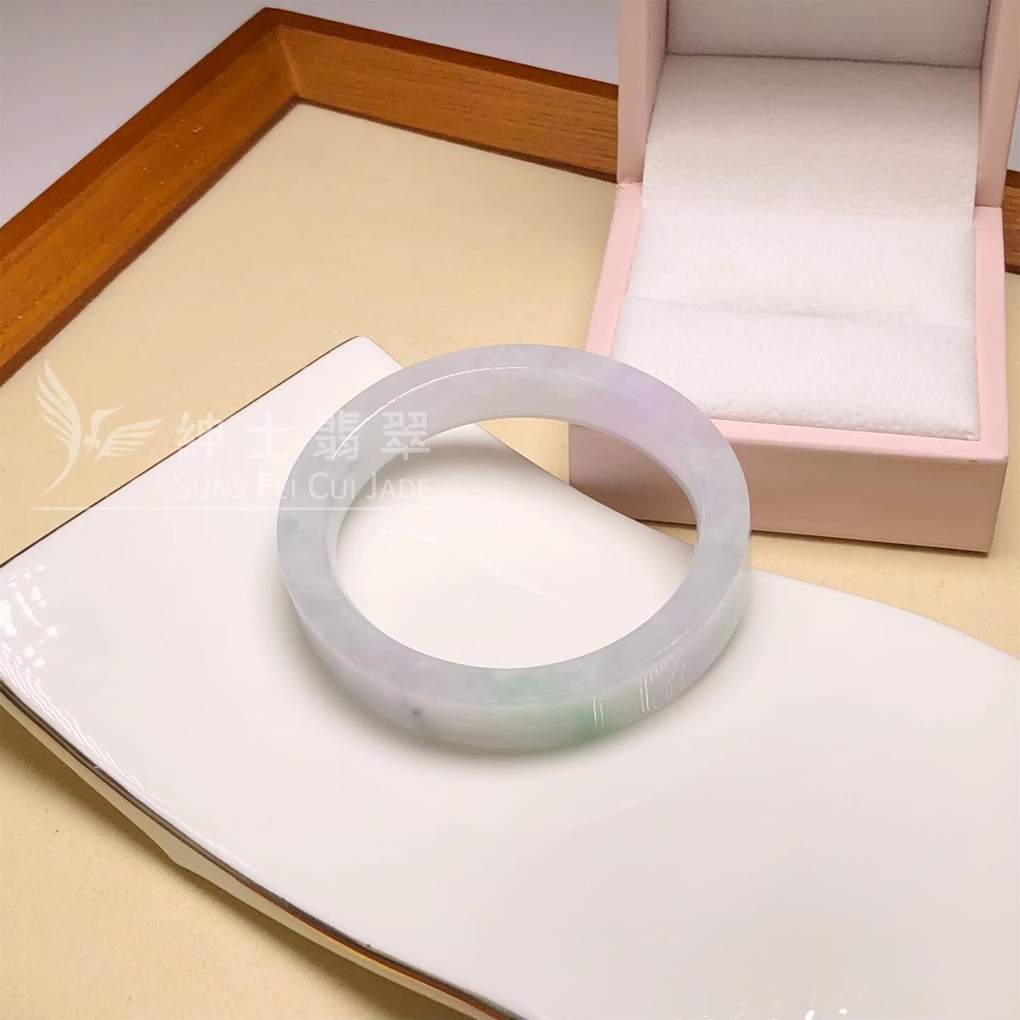 木那春彩貴妃方鐲49.7mm