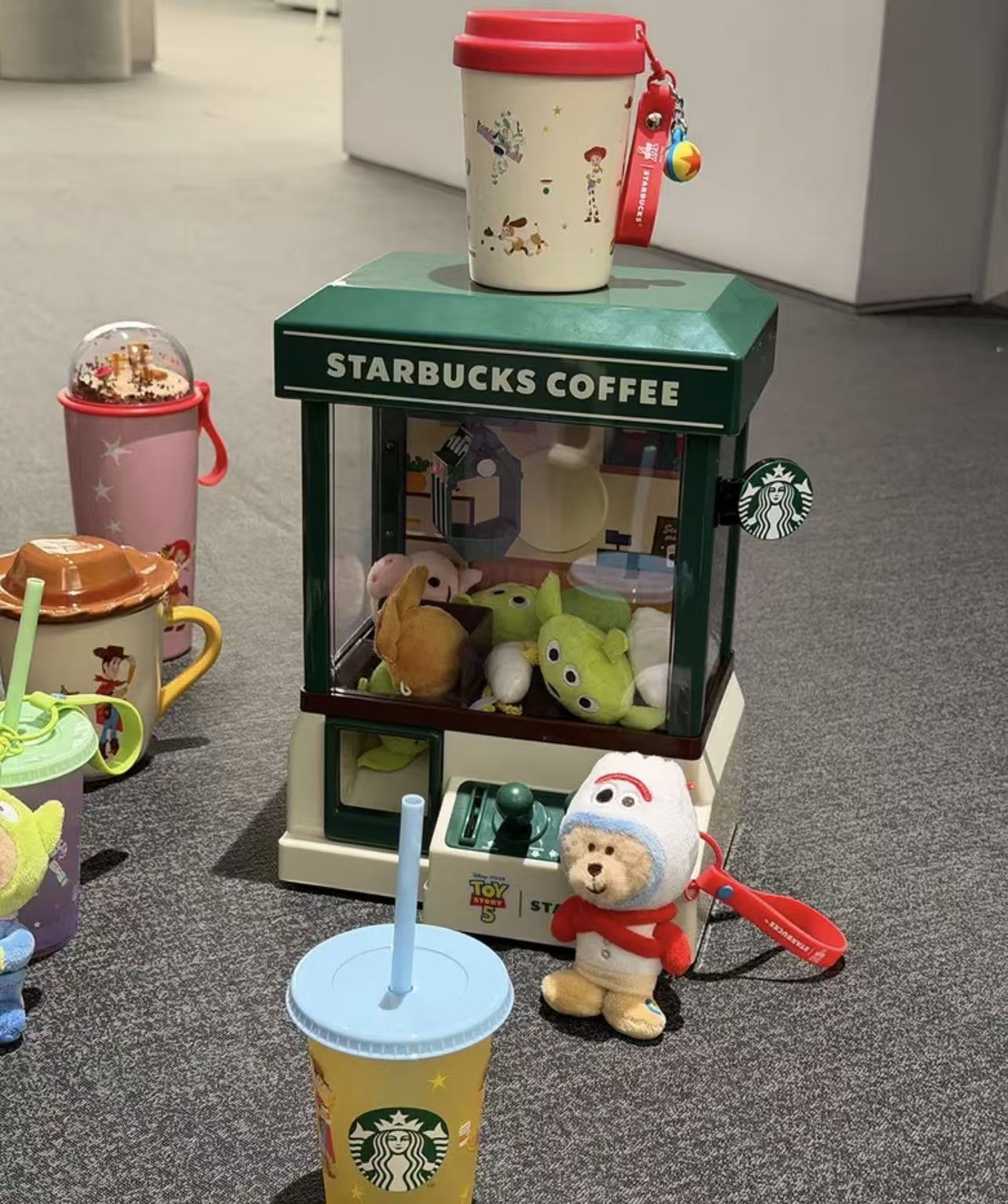 ［炒價代付］TOY STORY X STARBUCKS Toy Story Doll Drawing Machine 夾公仔機- 原價商品