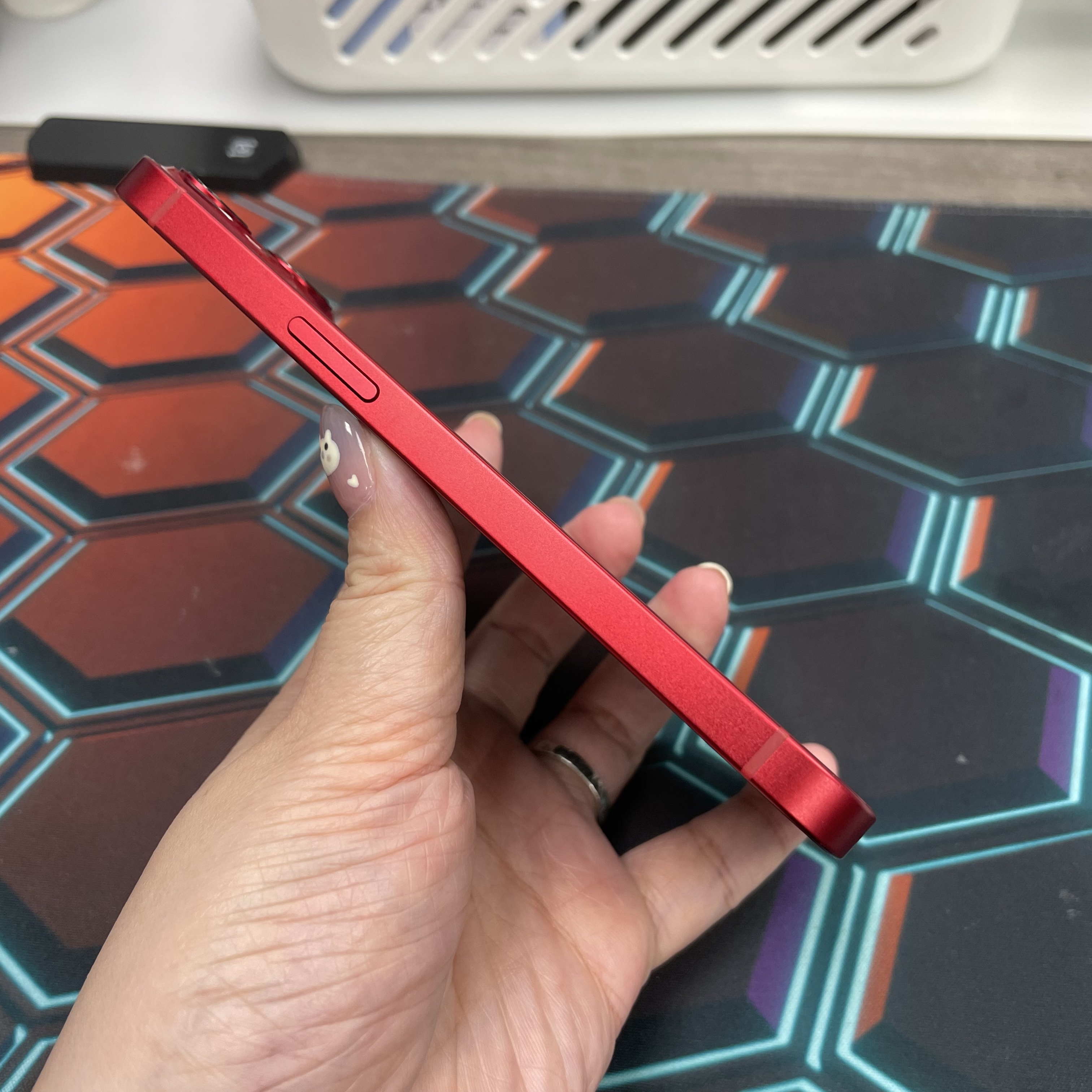 *6765 13 勁靚機 256GB 電73 紅色 red