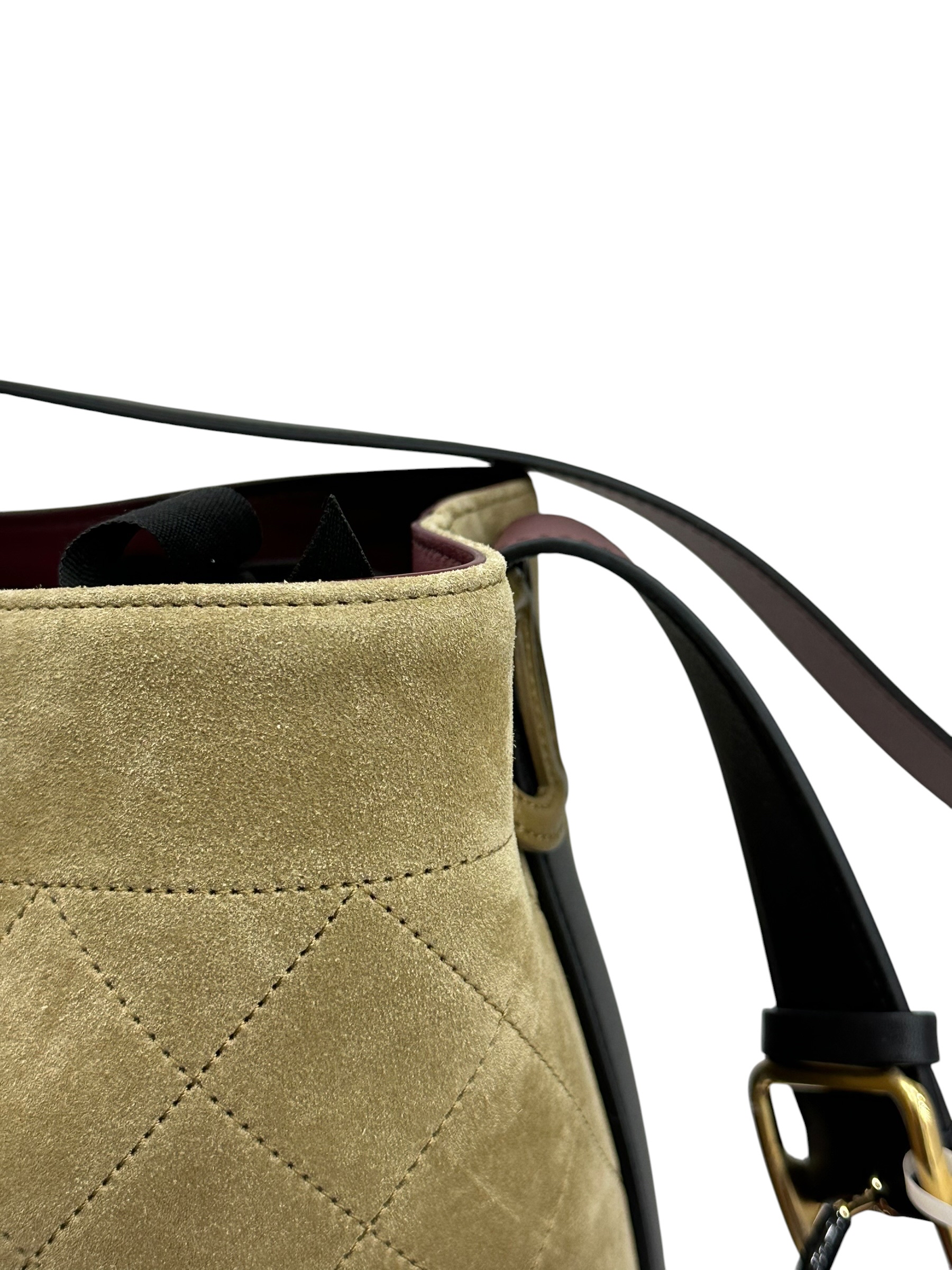 Pre-Owned CHANEL bucket bag / Product Code: 072109