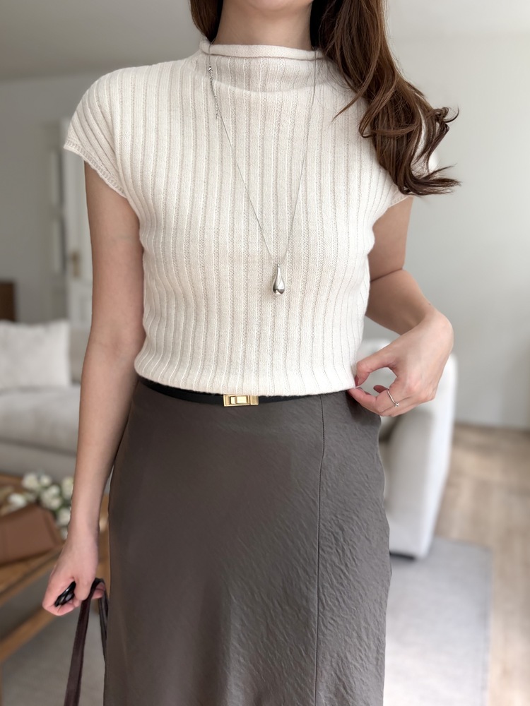 Soft Tones Cashmere Knit (Ivory)