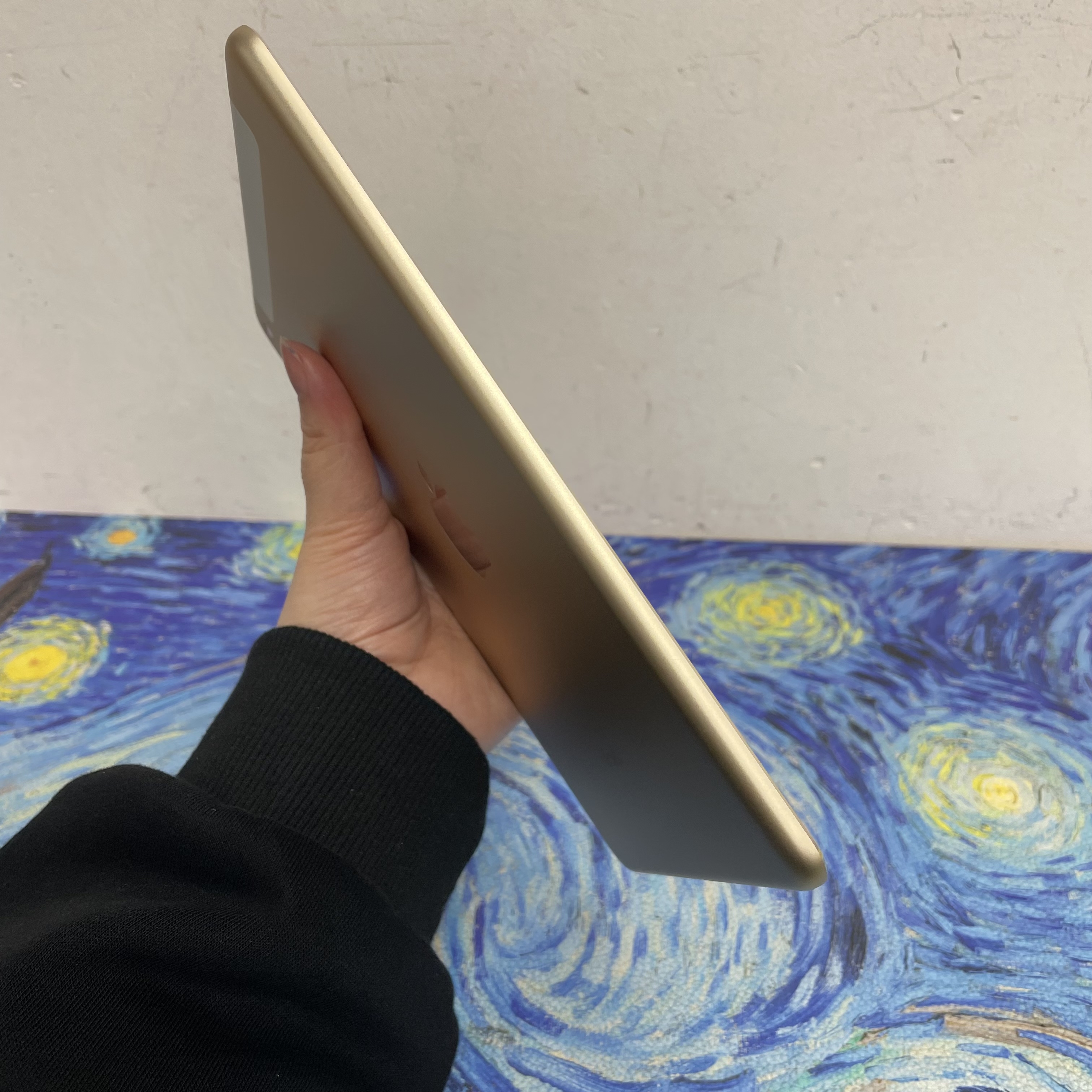 *483889 iPad mini 4 完美機 128GB 插卡版 金色