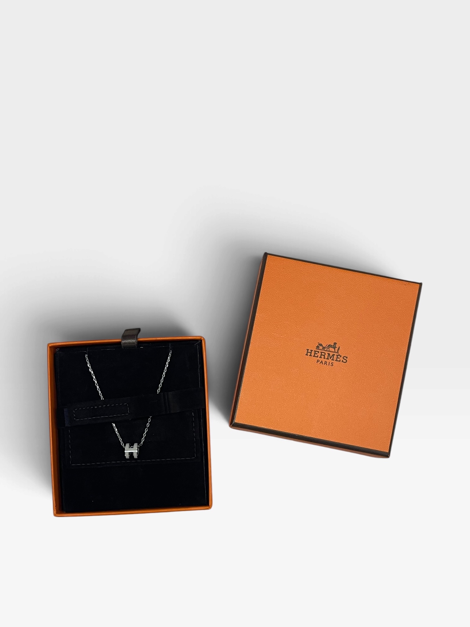 Pre-Owned Hermès Mini Pop H Necklace / Product Code: 102201