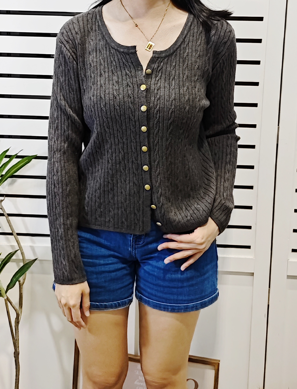 S388 Knitted Cardian