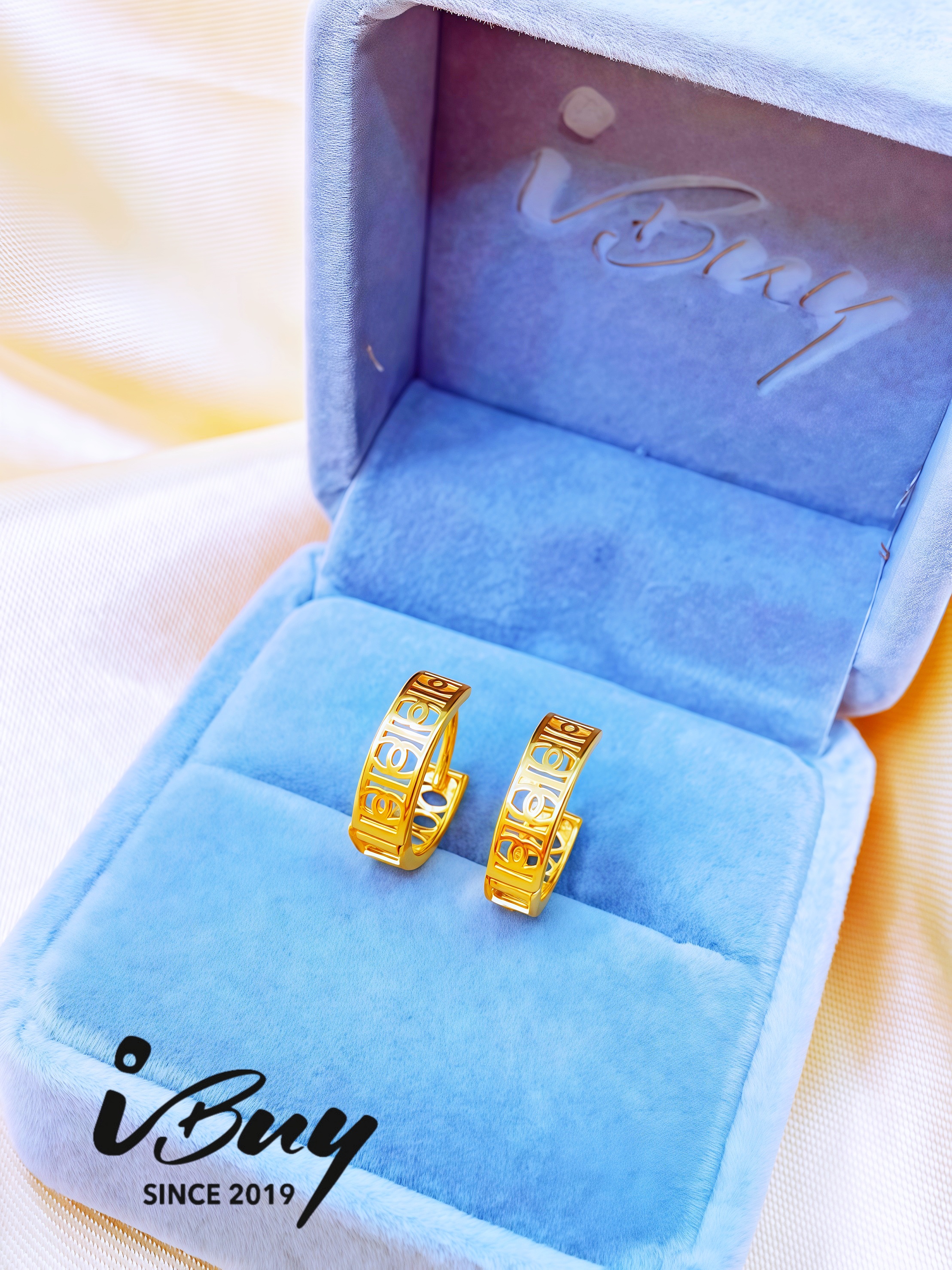916 GOLD CHANEL EARRING 916 916 金 香奈儿耳圈