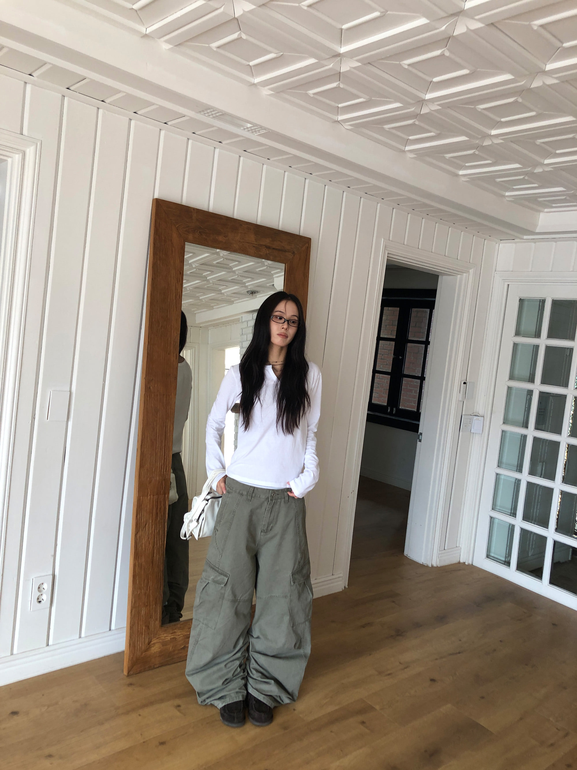 Cotton Wide-Leg Cargo Pants