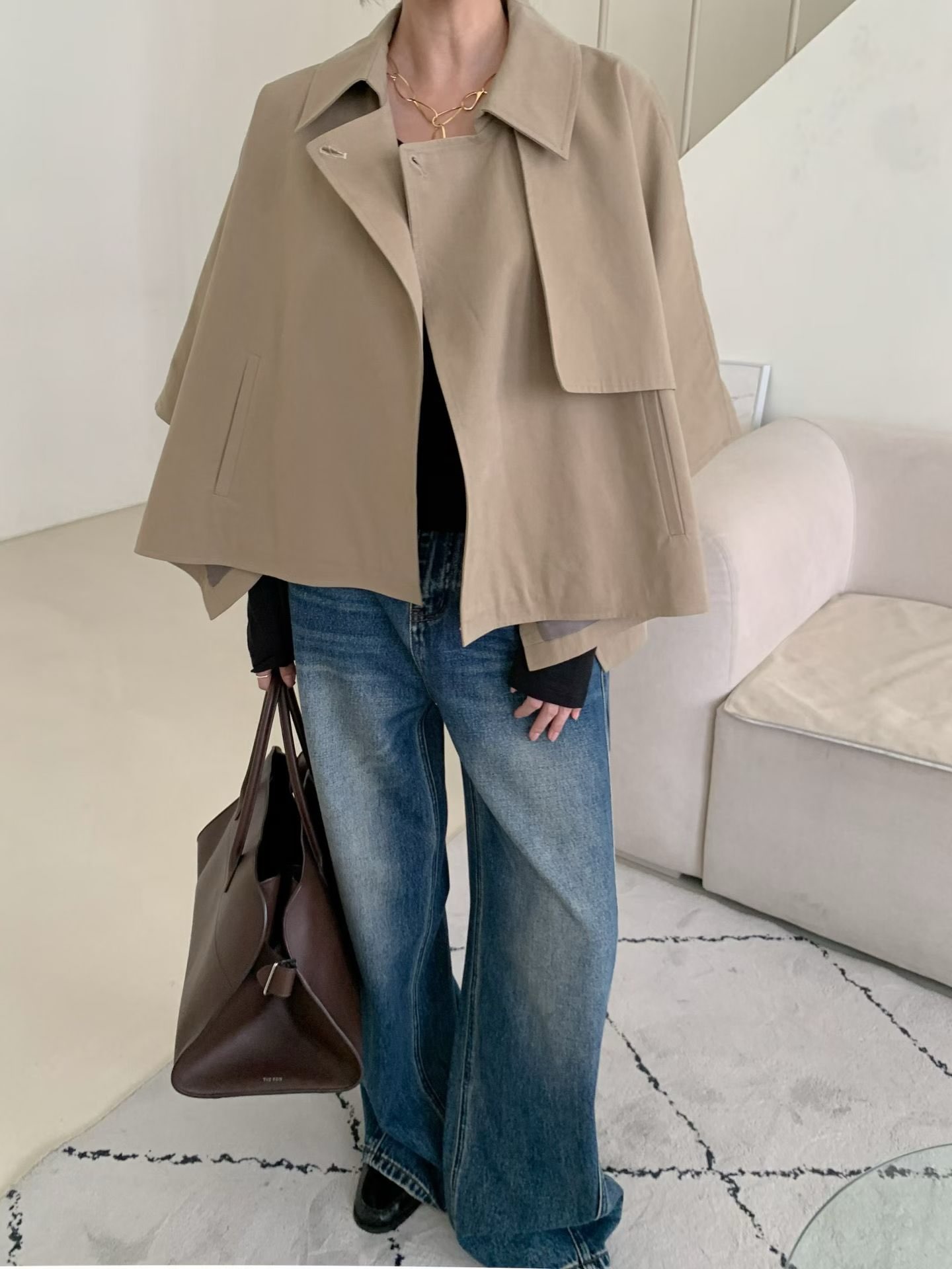 (2026FW) THESIL - CAPE