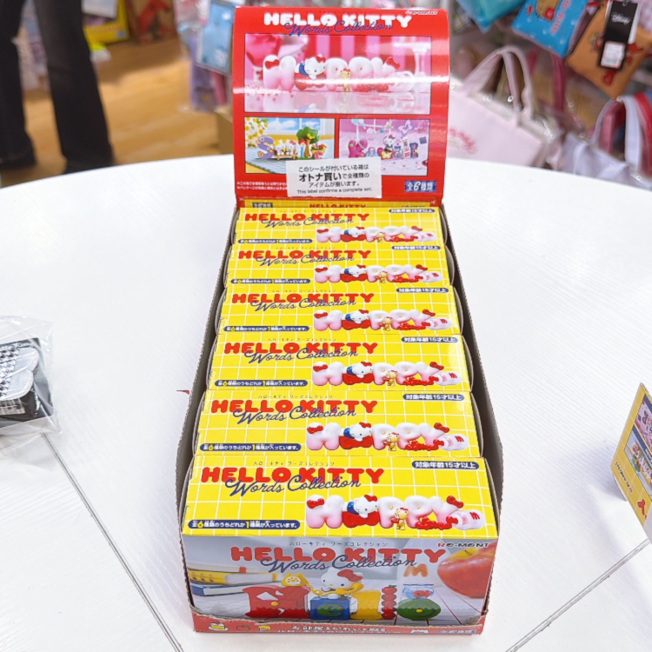 日本直送Hello Kitty立體盲盒擺設