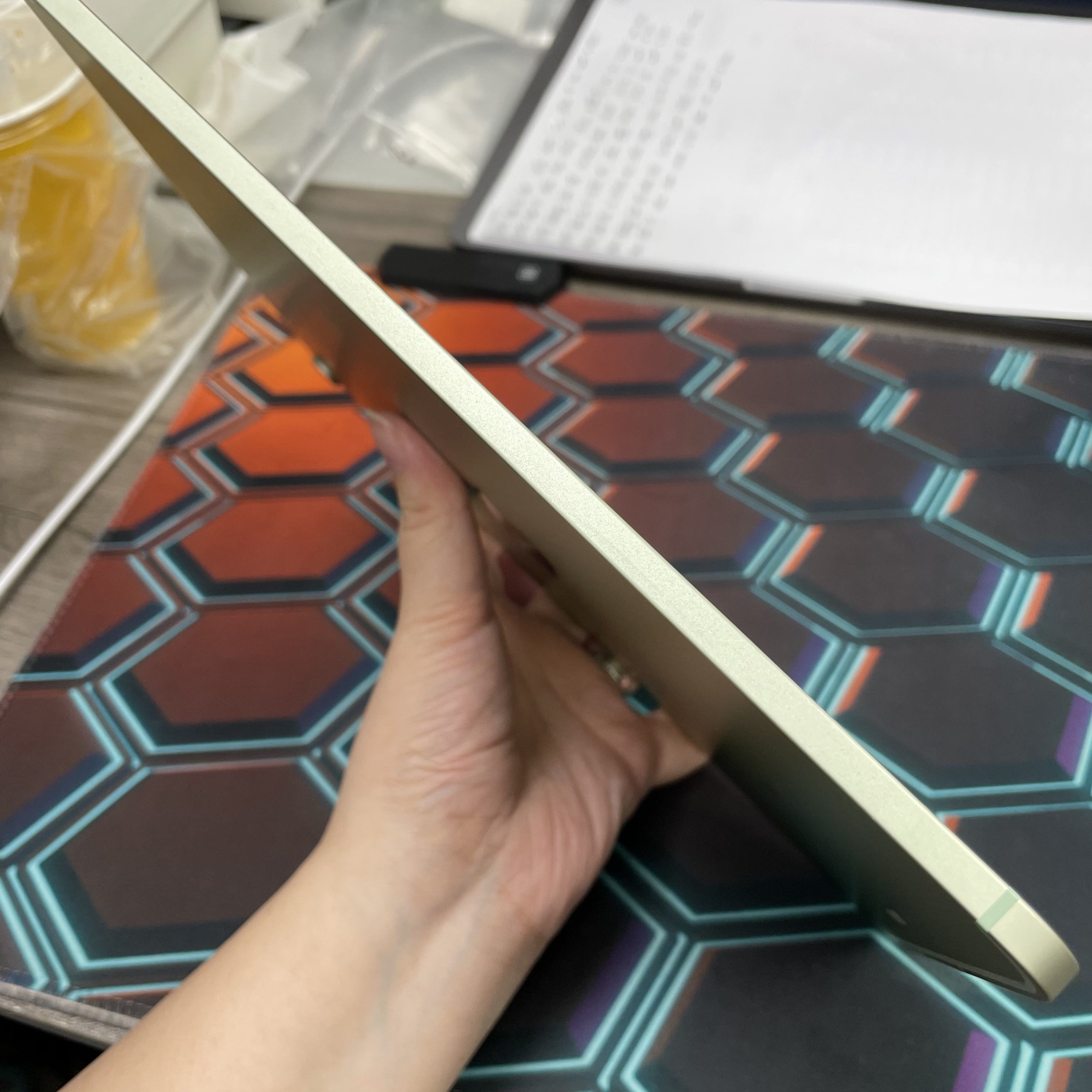 *840280 iPad Air 4 完美機 64GB 插卡版 綠色 gray