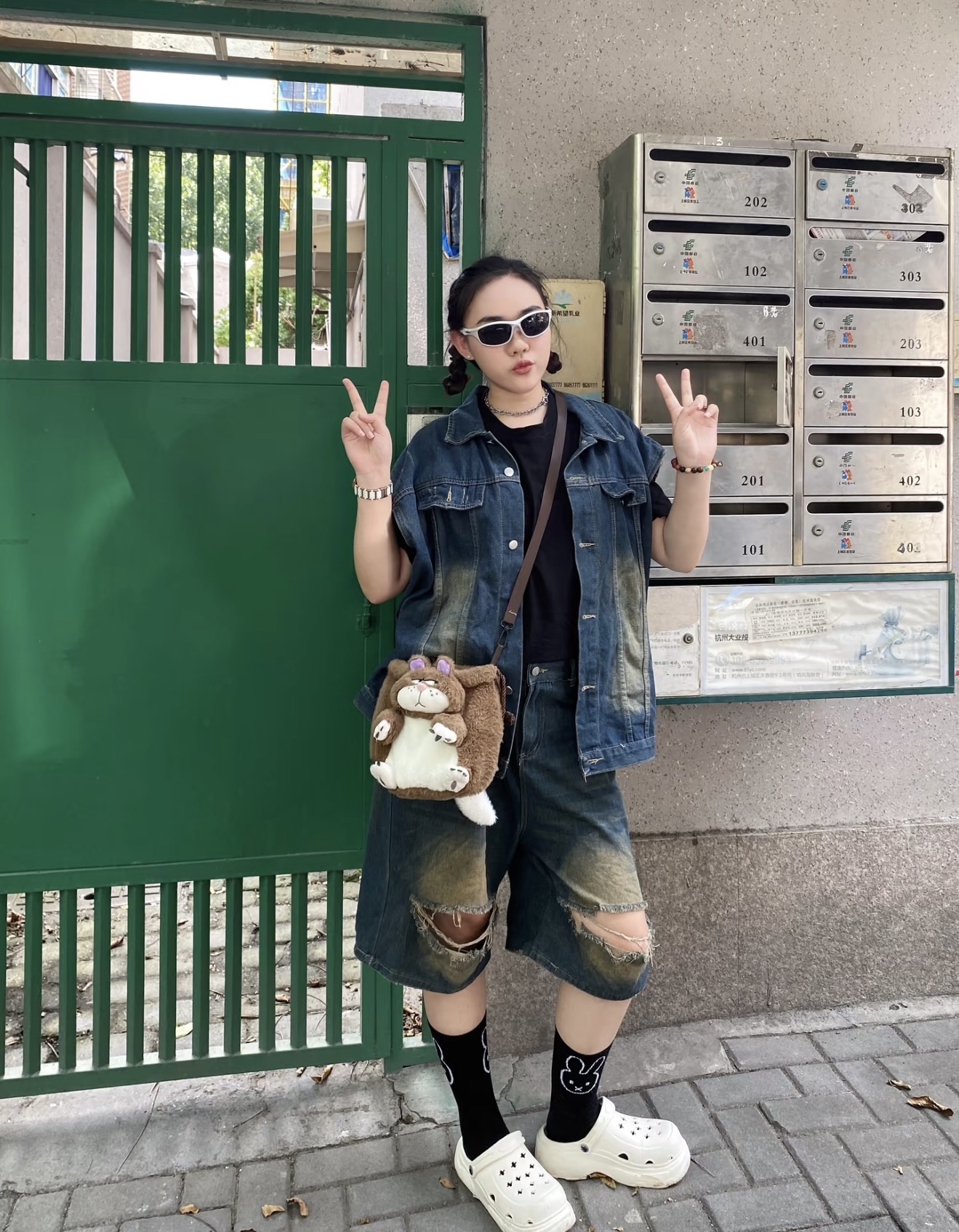 J217复古破洞牛仔裤