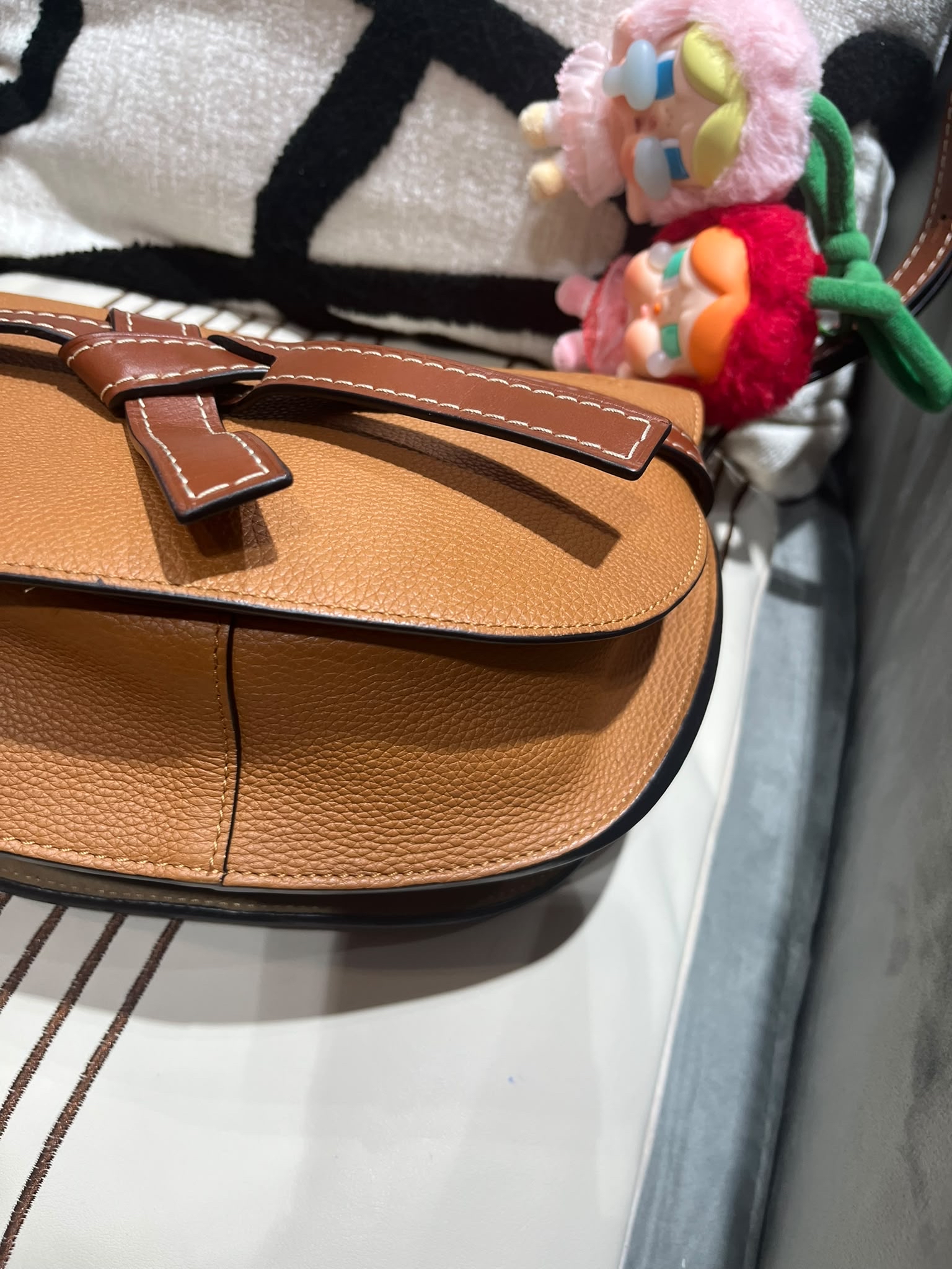 Loewe Gate Small crossbody bag Tan 100%Authentic, 95%New ✅Dust bag