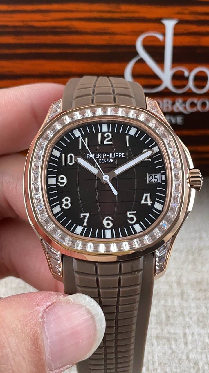 百达翡丽 Aquanaut Luce Rose 金镶钻男士腕表