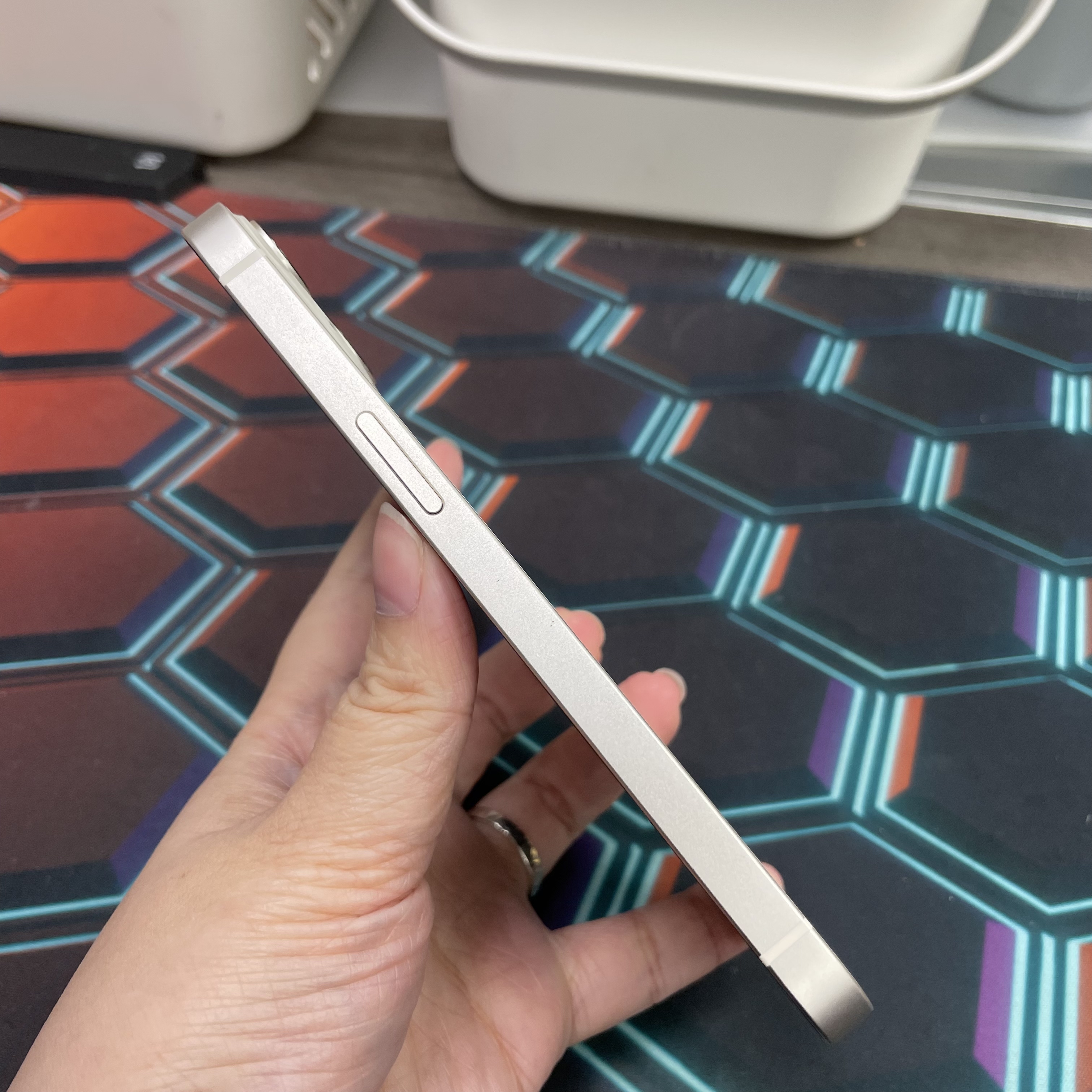 *8419 13 完美機 256GB 電87 白色 white