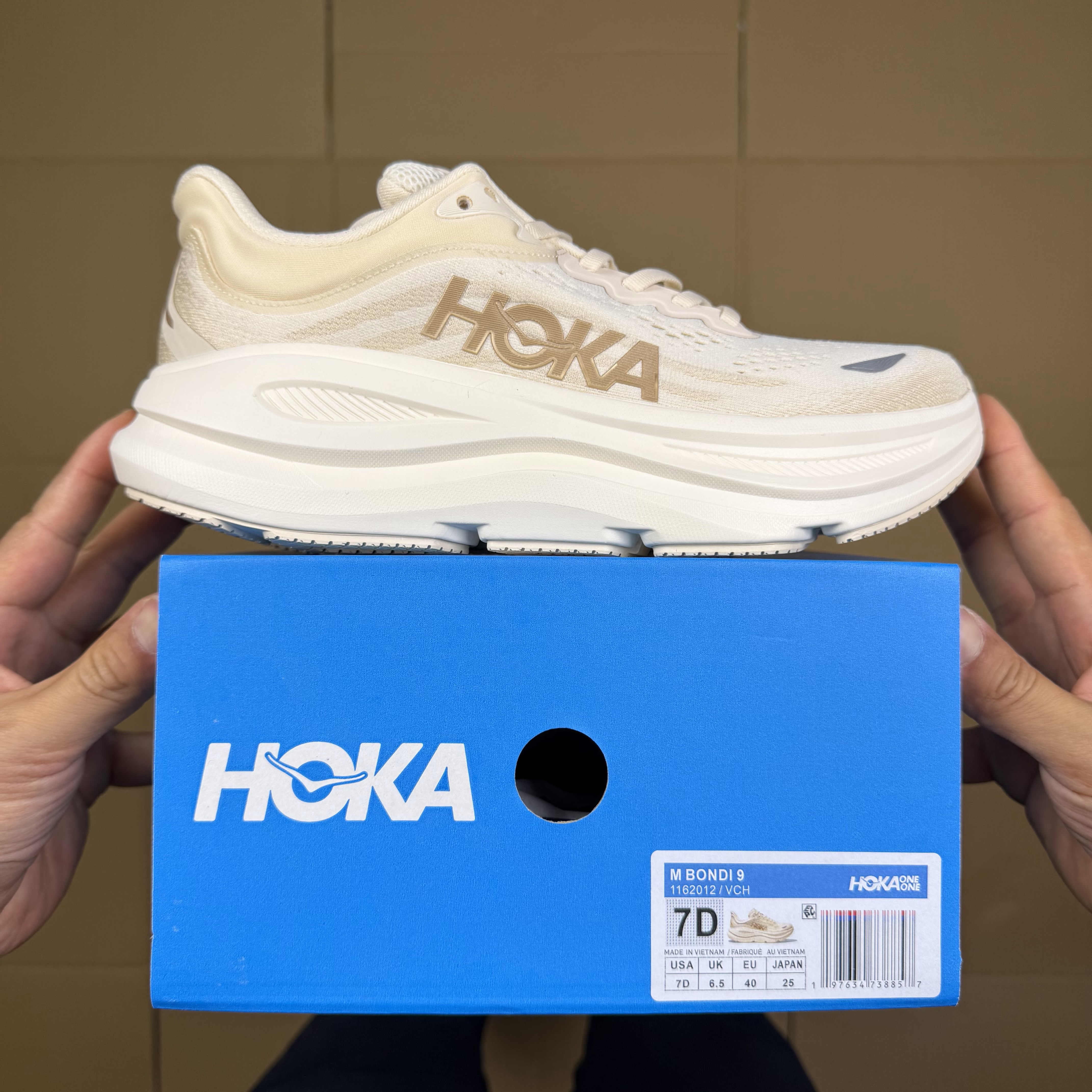 Hoka One One Bondi 9 