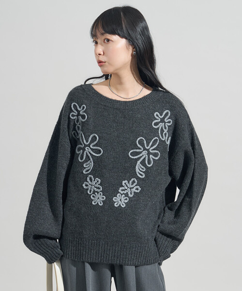 花花刺繡針織衫